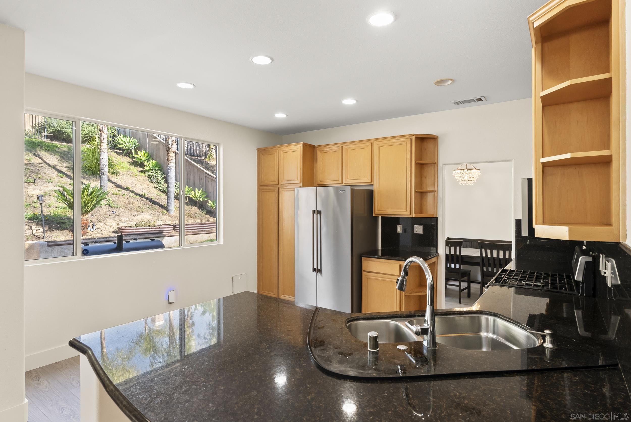 Detail Gallery Image 17 of 45 For 1405  Carneros Valley St, Chula Vista,  CA 91913 - 4 Beds | 2/1 Baths