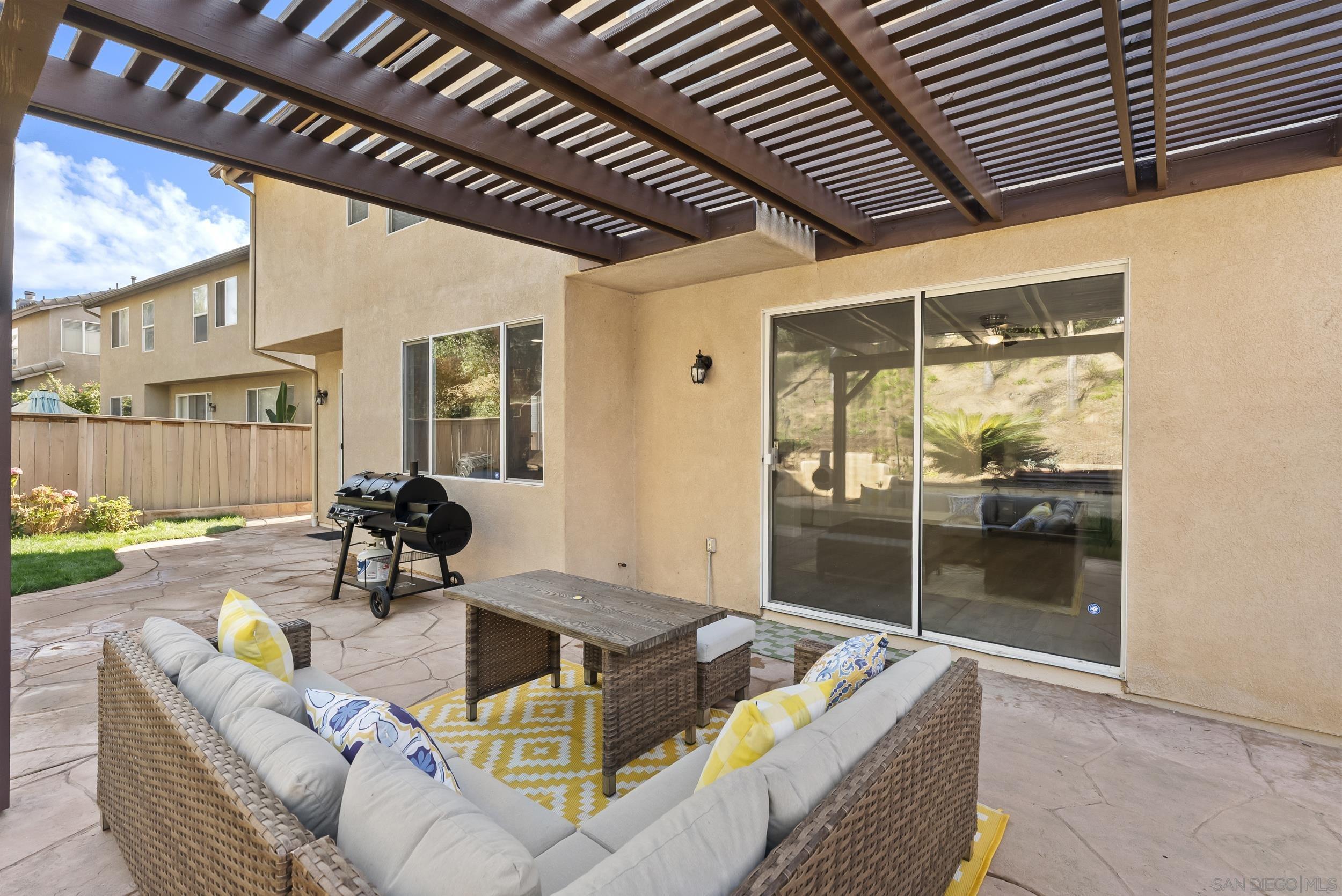 Detail Gallery Image 40 of 45 For 1405  Carneros Valley St, Chula Vista,  CA 91913 - 4 Beds | 2/1 Baths