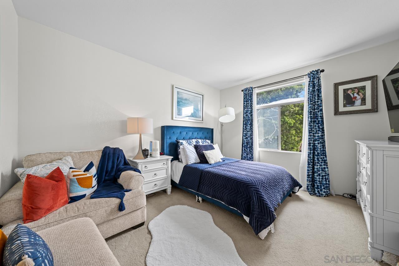 Detail Gallery Image 21 of 39 For 12520  Heatherton Ct.  #3,  San Diego,  CA 92128 - 3 Beds | 2/1 Baths