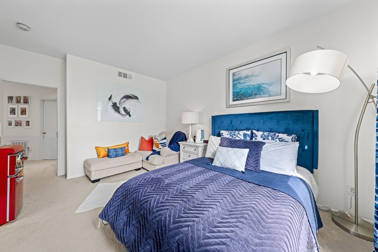 Detail Gallery Image 23 of 39 For 12520  Heatherton Ct.  #3,  San Diego,  CA 92128 - 3 Beds | 2/1 Baths