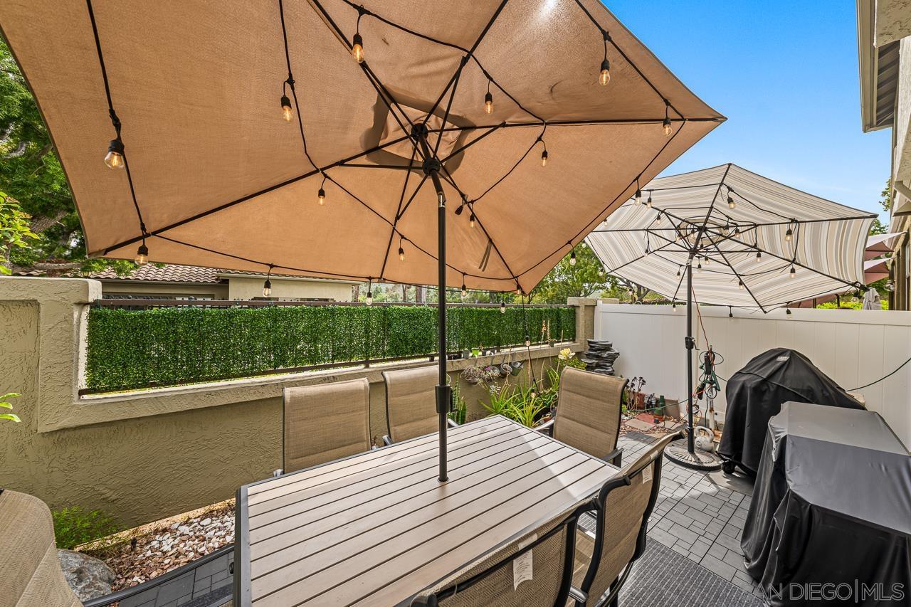 Detail Gallery Image 32 of 39 For 12520  Heatherton Ct.  #3,  San Diego,  CA 92128 - 3 Beds | 2/1 Baths