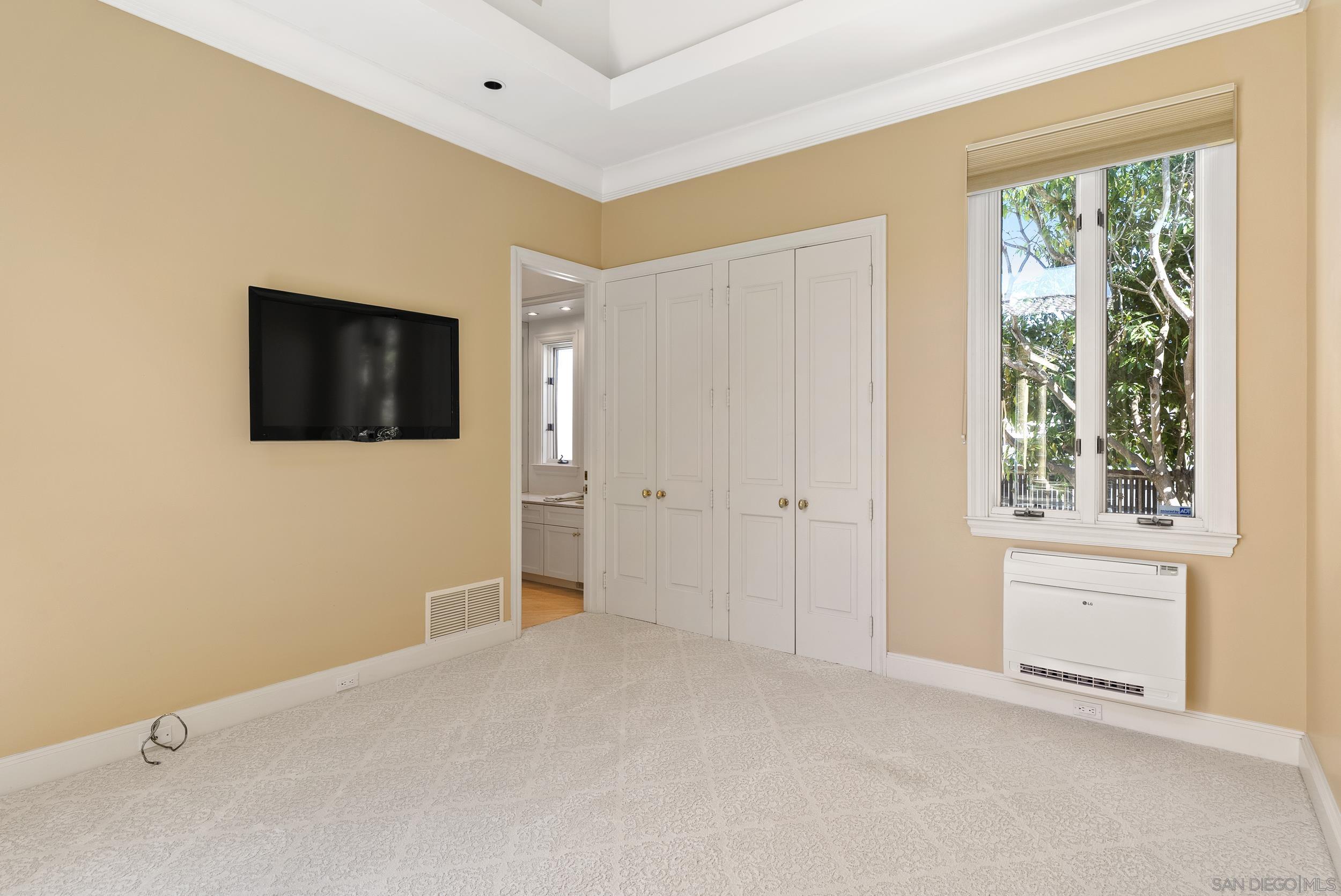 Detail Gallery Image 27 of 31 For 2302  Rue Adriane, La Jolla,  CA 92037 - 4 Beds | 4/1 Baths