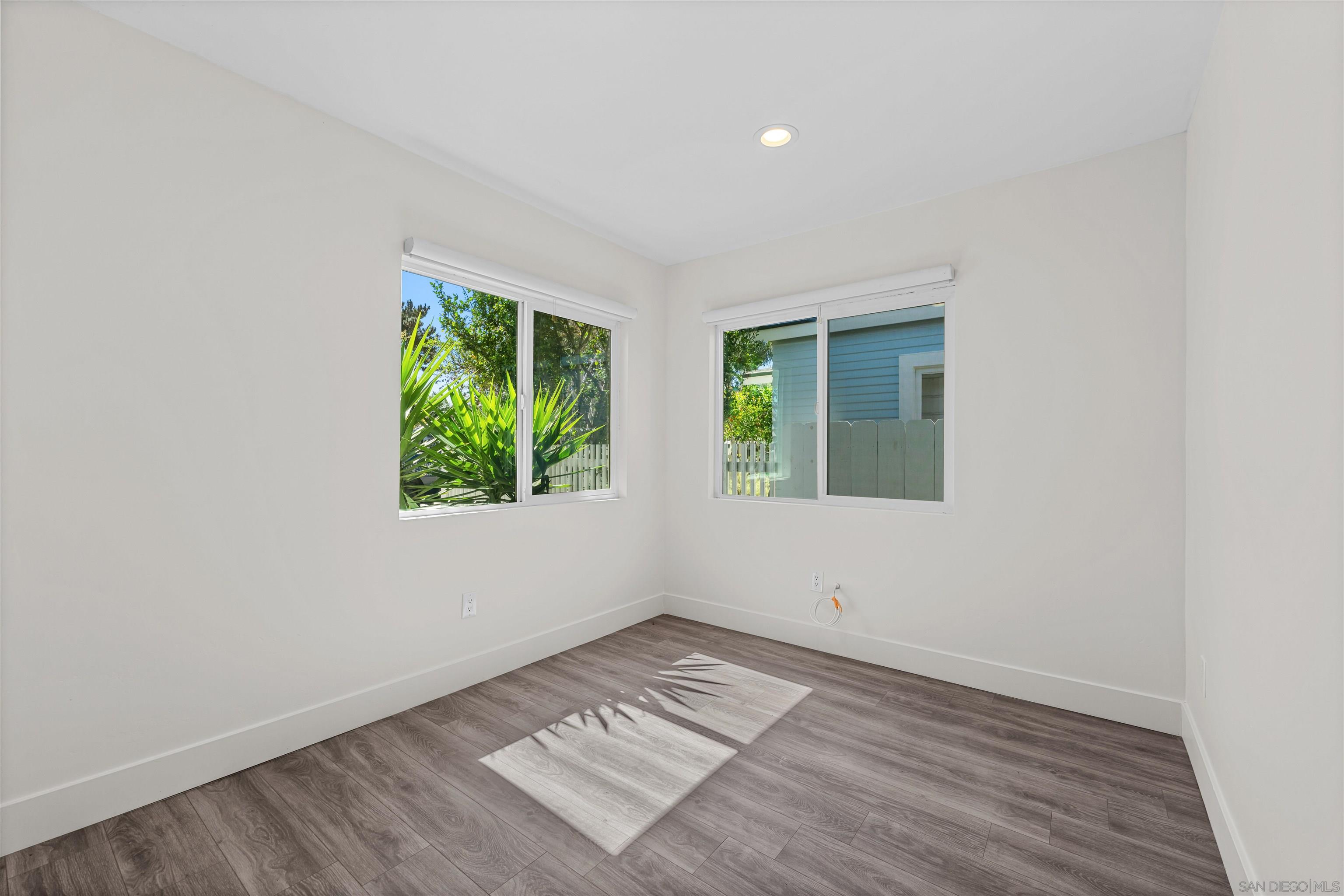 Detail Gallery Image 21 of 40 For 4620  Greene St, San Diego,  CA 92107 - 2 Beds | 1 Baths