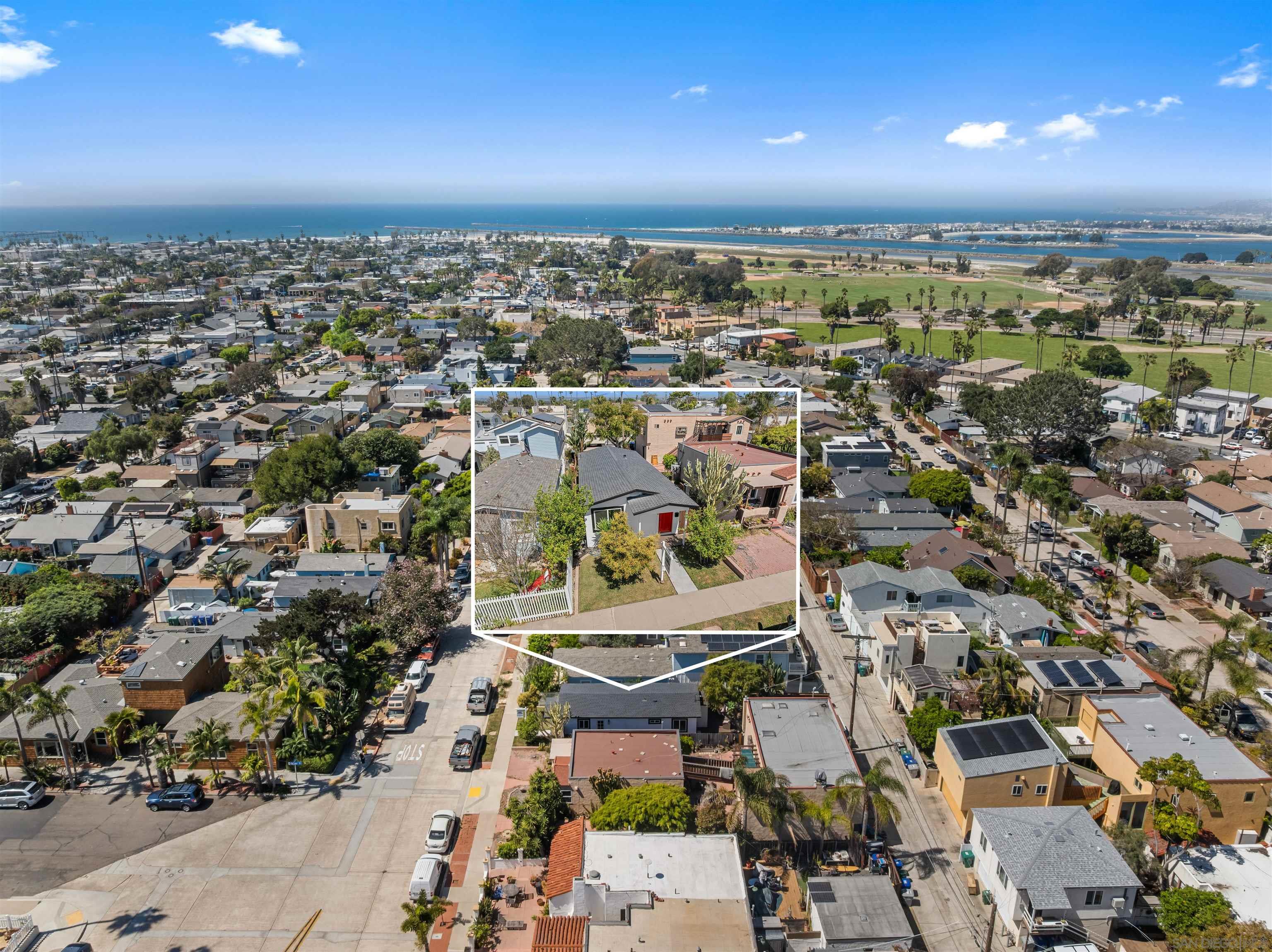 Detail Gallery Image 6 of 40 For 4620  Greene St, San Diego,  CA 92107 - 2 Beds | 1 Baths