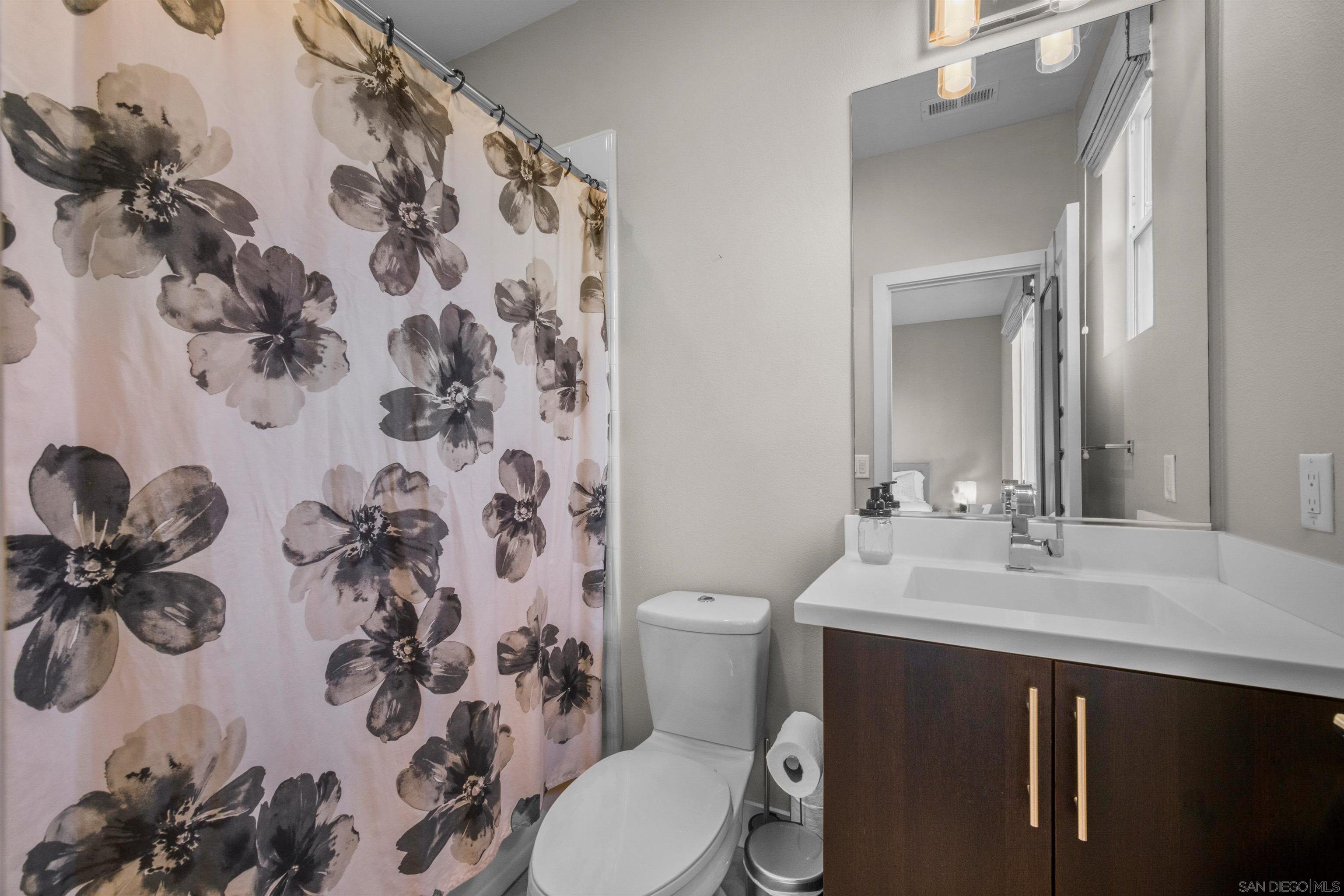 Detail Gallery Image 17 of 26 For 7890  Civita Blvd, San Diego,  CA 92108 - 3 Beds | 3/1 Baths