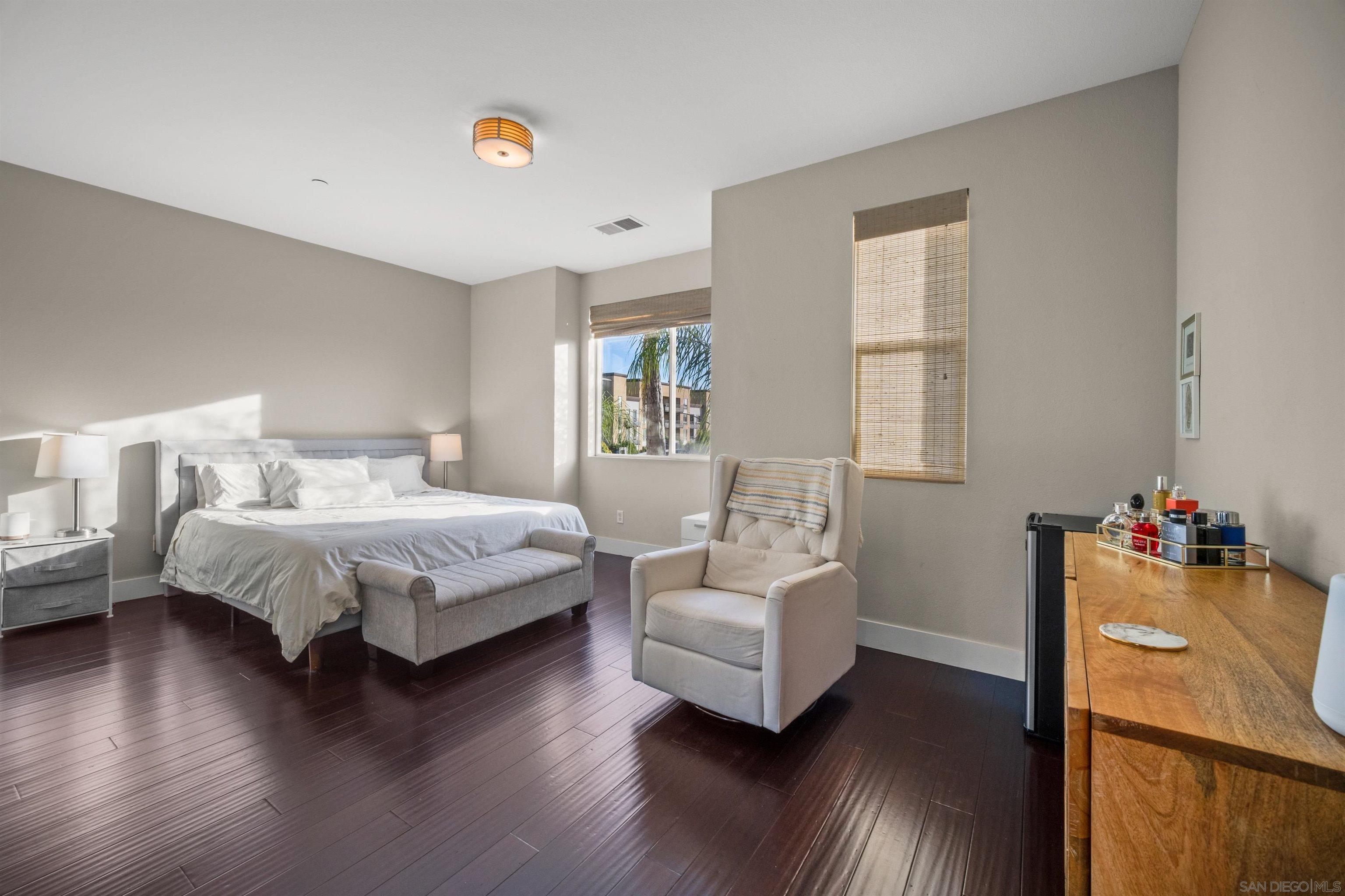 Detail Gallery Image 18 of 26 For 7890  Civita Blvd, San Diego,  CA 92108 - 3 Beds | 3/1 Baths