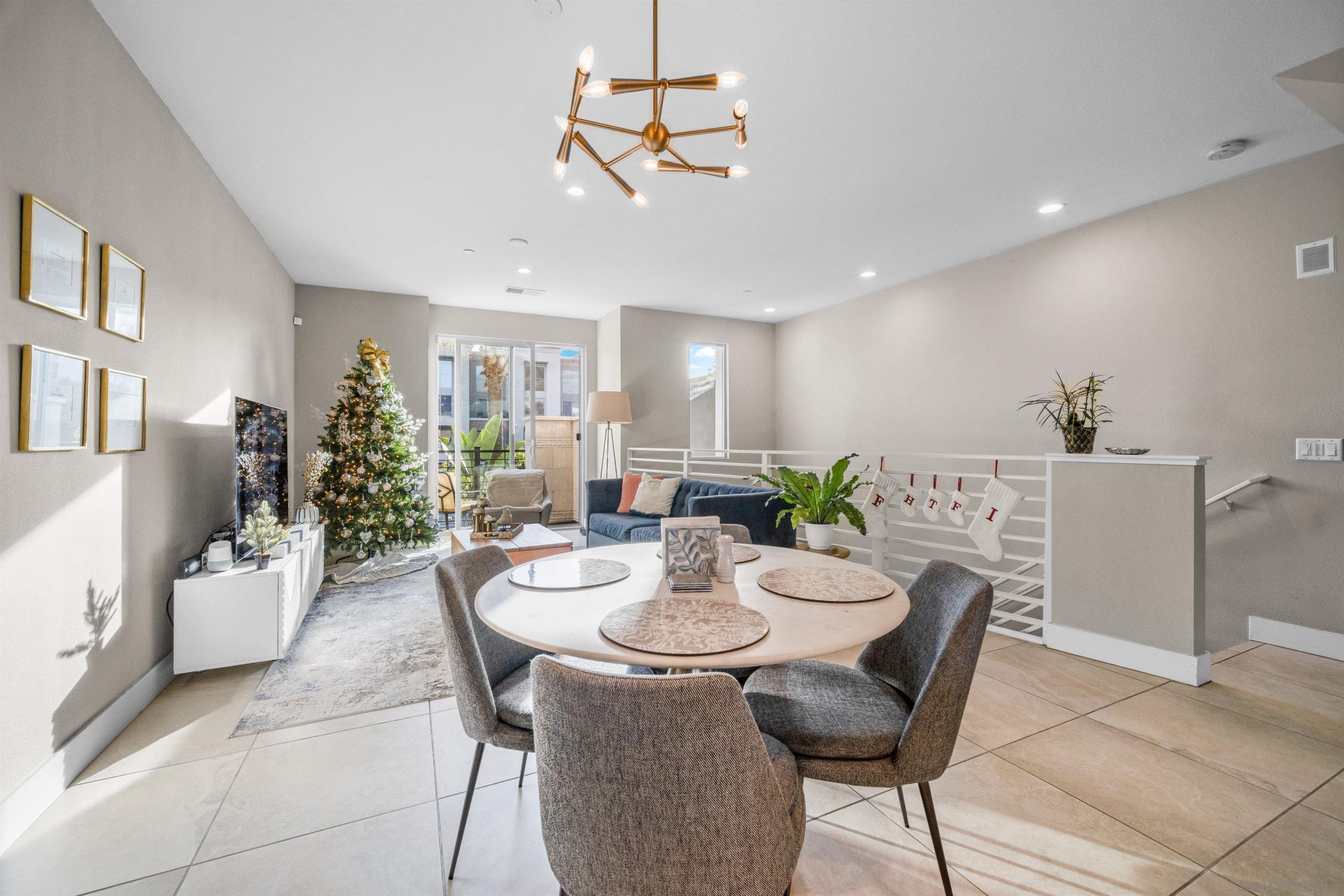 Detail Gallery Image 7 of 26 For 7890  Civita Blvd, San Diego,  CA 92108 - 3 Beds | 3/1 Baths