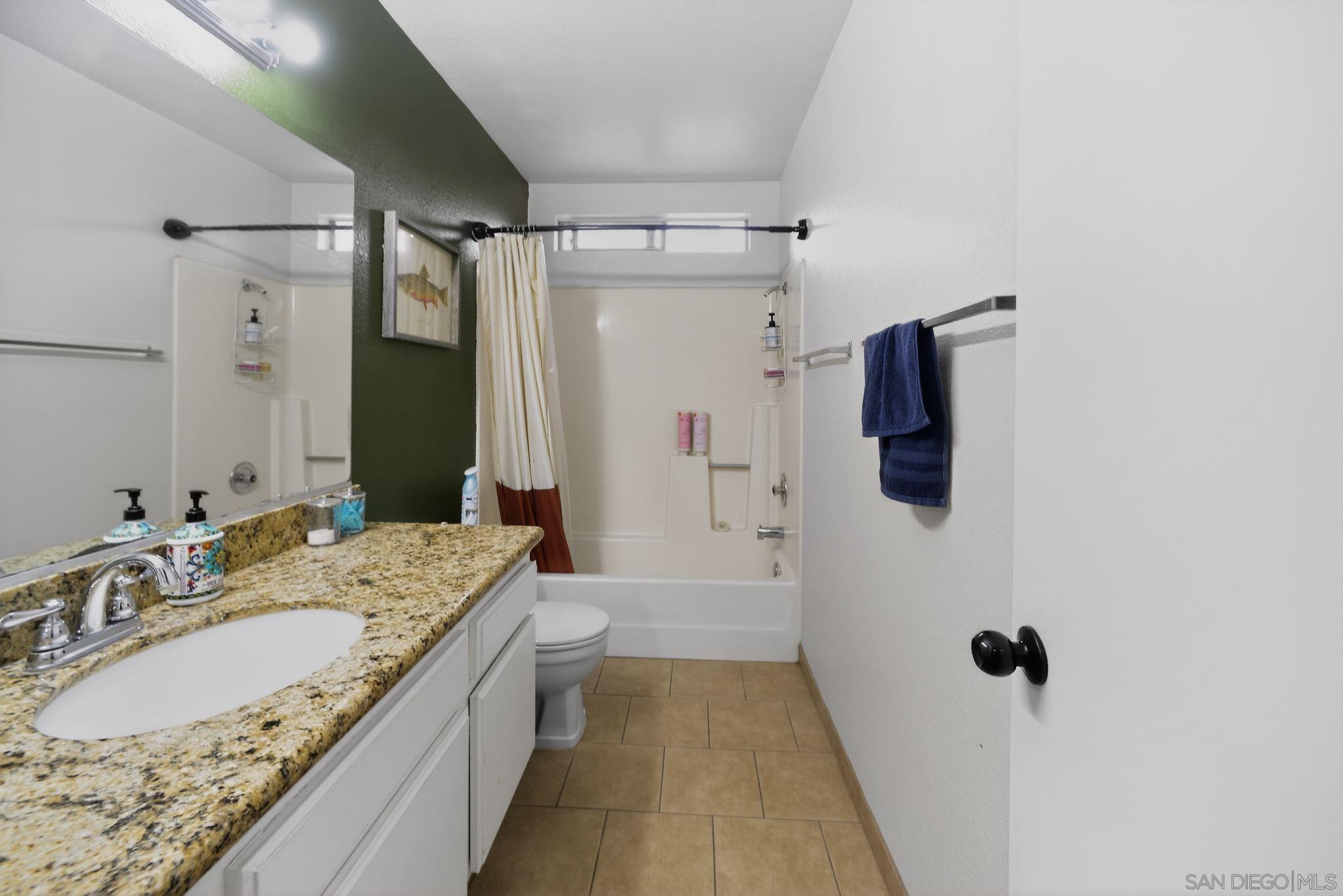 Detail Gallery Image 14 of 18 For 1072  Violet Street, Hemet,  CA 92545 - 2 Beds | 2 Baths