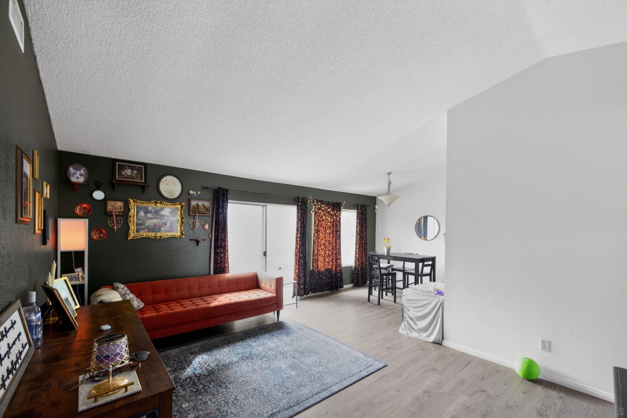 Detail Gallery Image 6 of 18 For 1072  Violet Street, Hemet,  CA 92545 - 2 Beds | 2 Baths