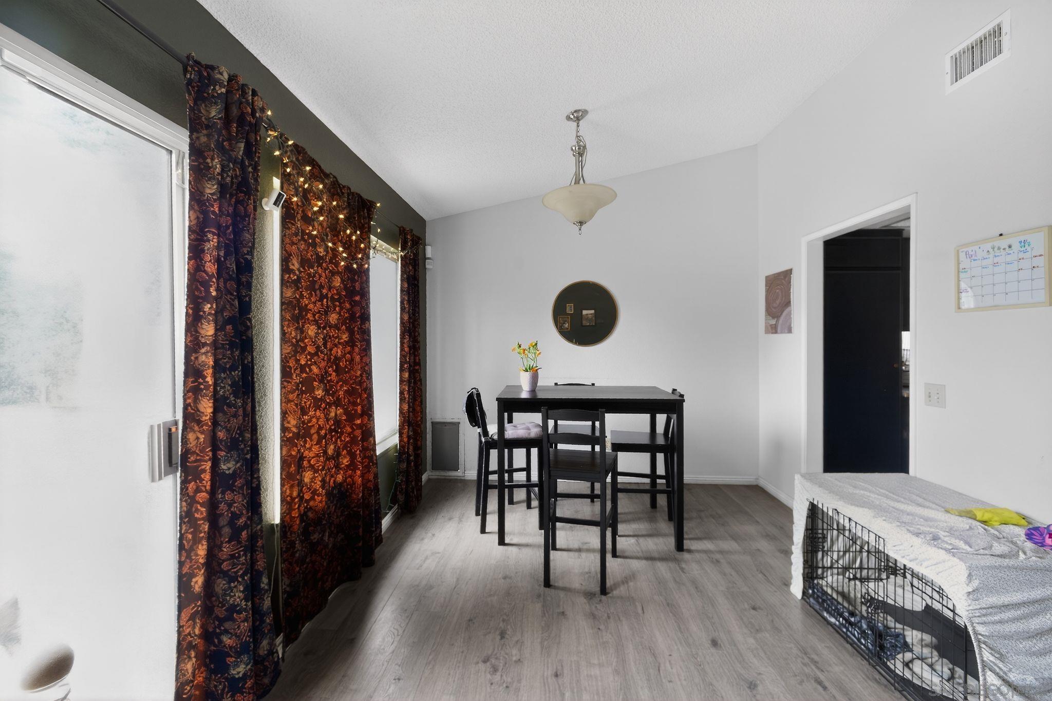 Detail Gallery Image 7 of 18 For 1072  Violet Street, Hemet,  CA 92545 - 2 Beds | 2 Baths