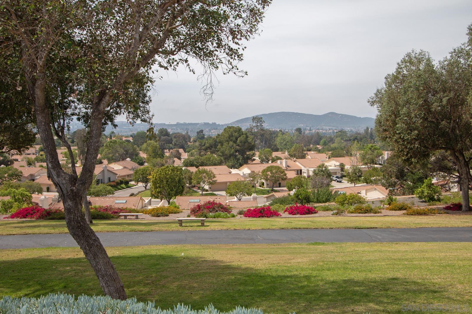 Detail Gallery Image 15 of 40 For 18169  Calle Estepona, San Diego,  CA 92128 - 3 Beds | 2 Baths