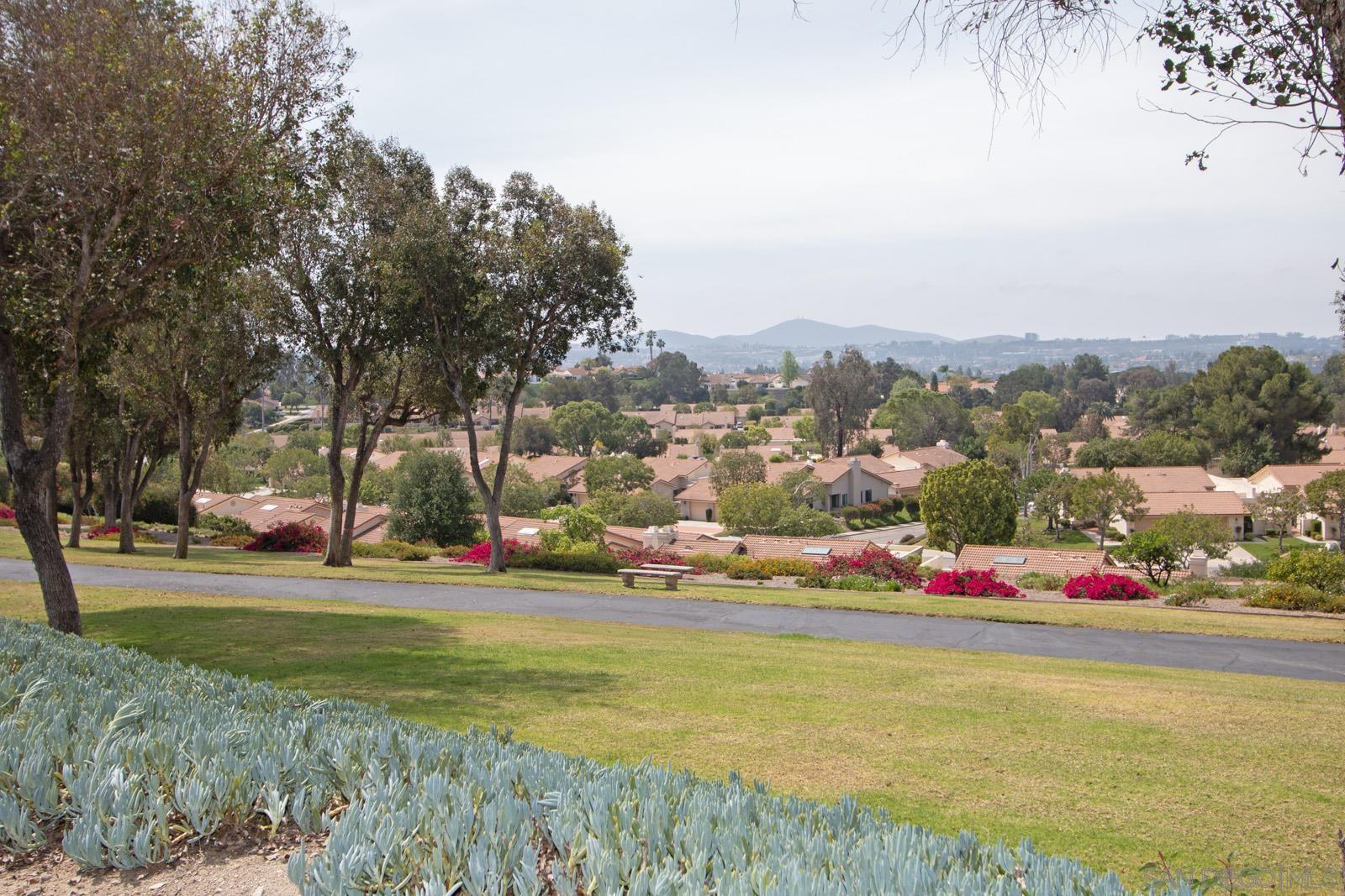 Detail Gallery Image 16 of 40 For 18169  Calle Estepona, San Diego,  CA 92128 - 3 Beds | 2 Baths