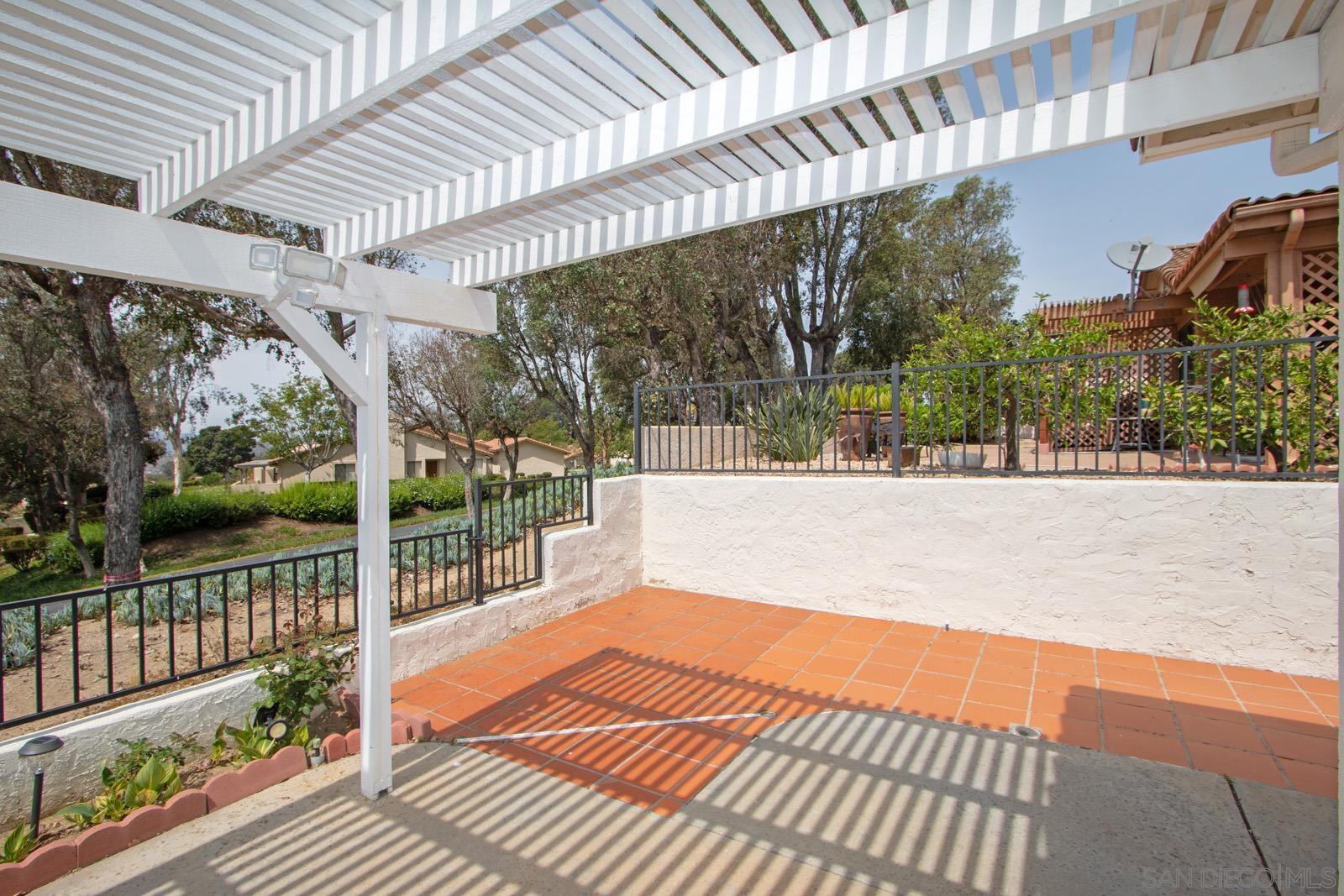 Detail Gallery Image 19 of 40 For 18169  Calle Estepona, San Diego,  CA 92128 - 3 Beds | 2 Baths