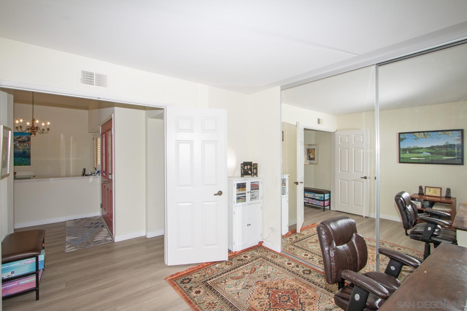 Detail Gallery Image 23 of 40 For 18169  Calle Estepona, San Diego,  CA 92128 - 3 Beds | 2 Baths