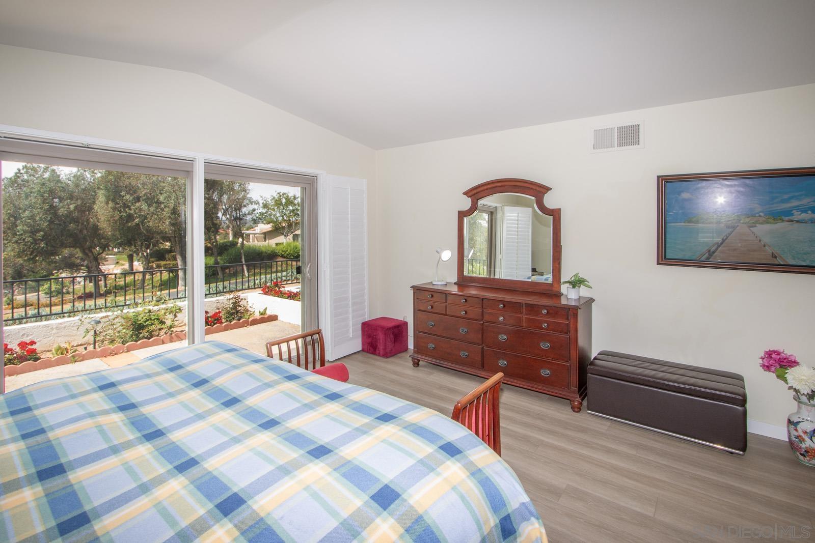 Detail Gallery Image 33 of 40 For 18169  Calle Estepona, San Diego,  CA 92128 - 3 Beds | 2 Baths