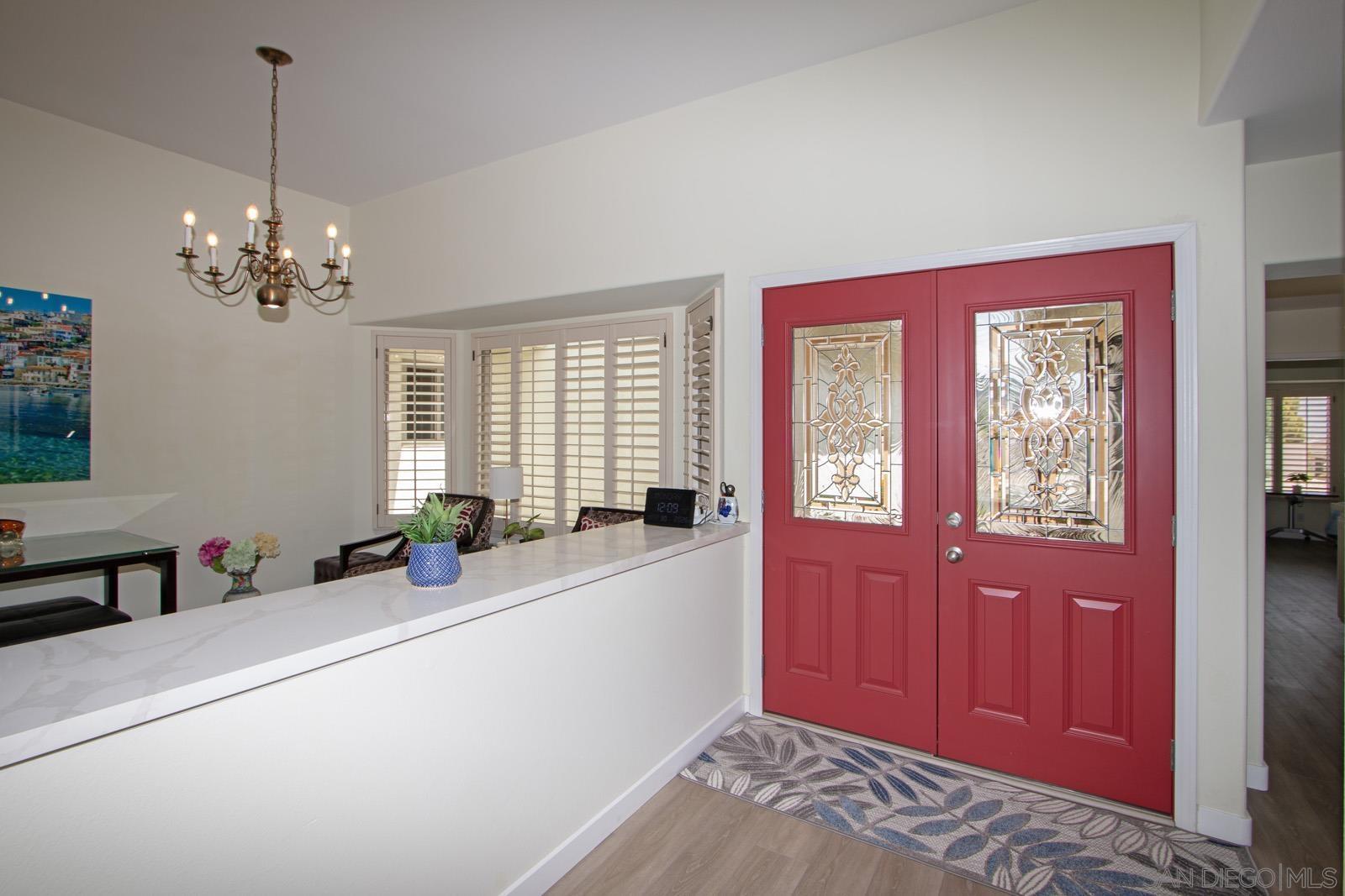 Detail Gallery Image 5 of 40 For 18169  Calle Estepona, San Diego,  CA 92128 - 3 Beds | 2 Baths