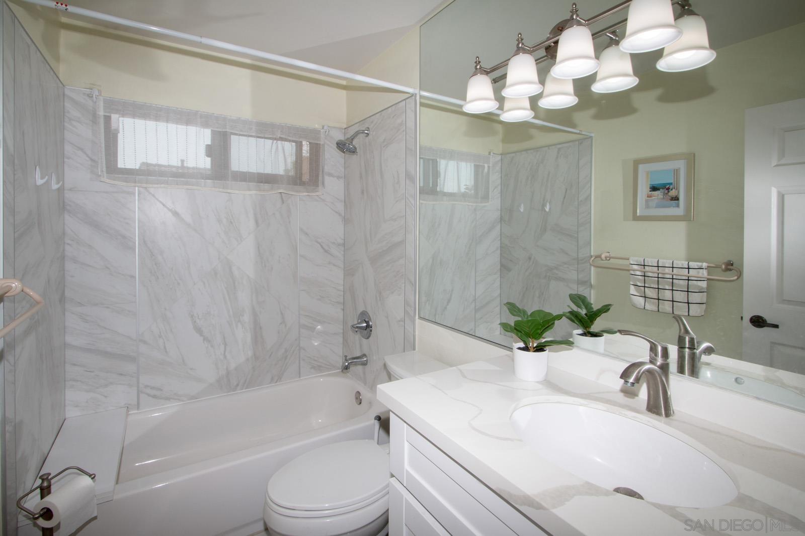 Detail Gallery Image 38 of 40 For 18169  Calle Estepona, San Diego,  CA 92128 - 3 Beds | 2 Baths