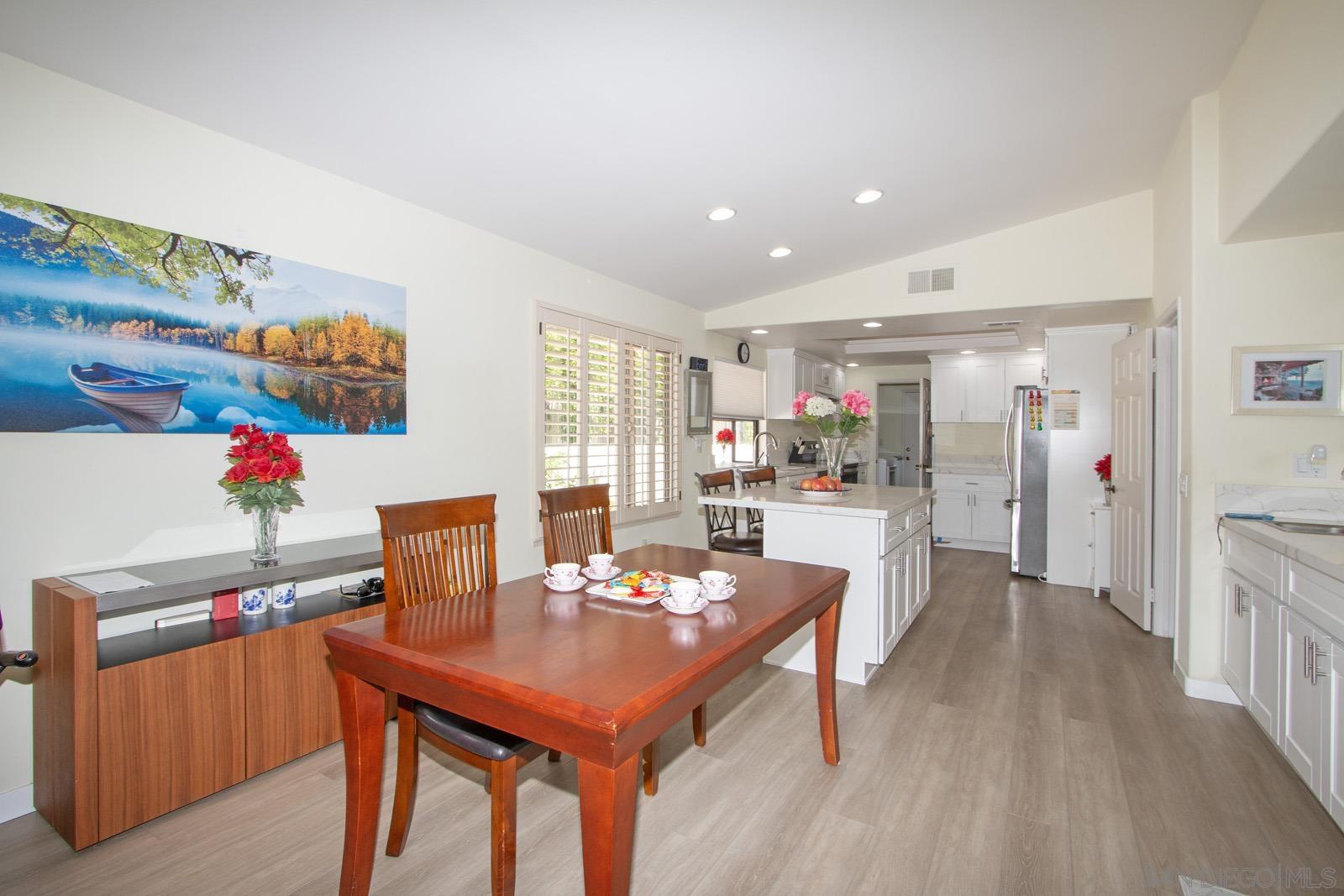 Detail Gallery Image 7 of 40 For 18169  Calle Estepona, San Diego,  CA 92128 - 3 Beds | 2 Baths