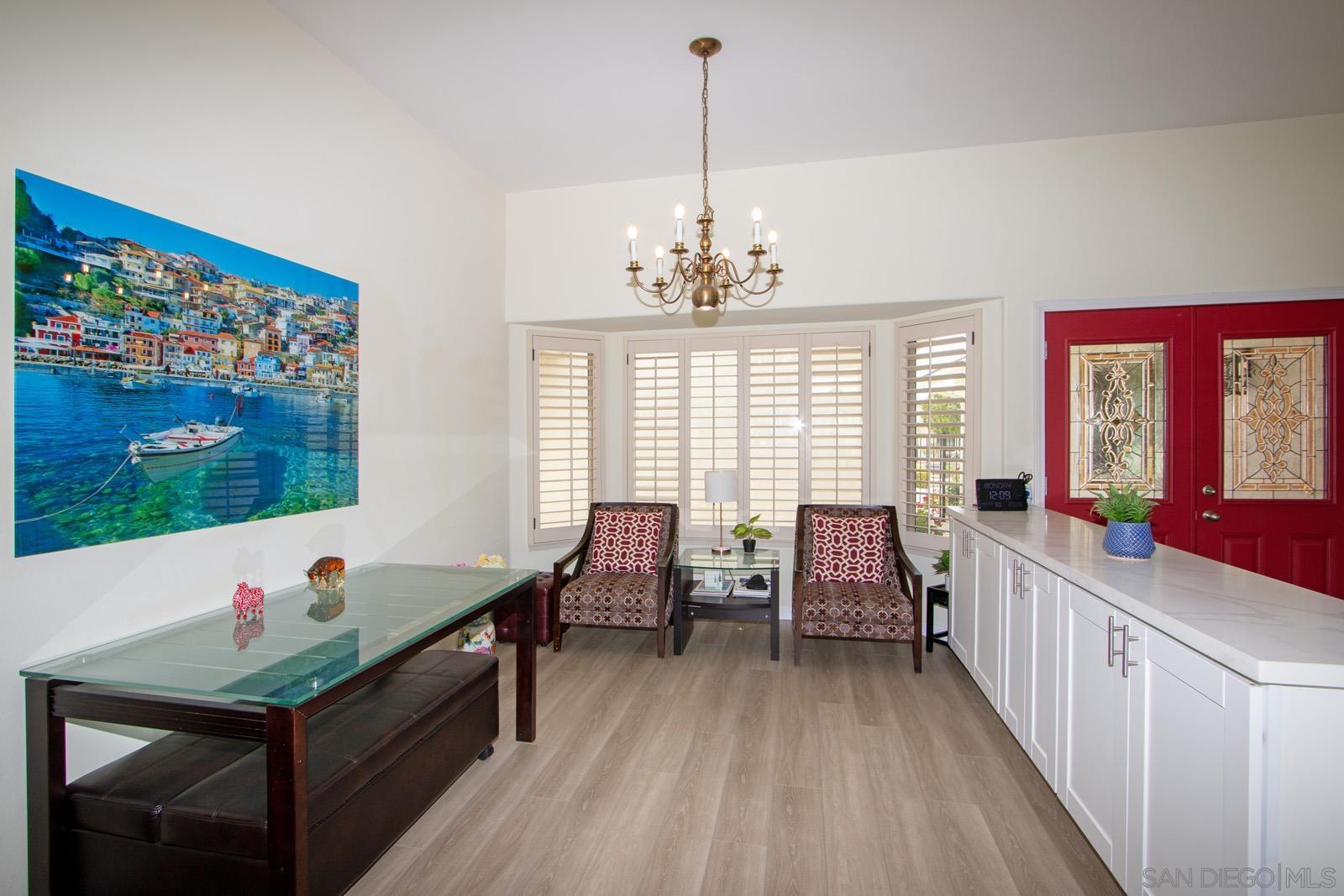 Detail Gallery Image 8 of 40 For 18169  Calle Estepona, San Diego,  CA 92128 - 3 Beds | 2 Baths