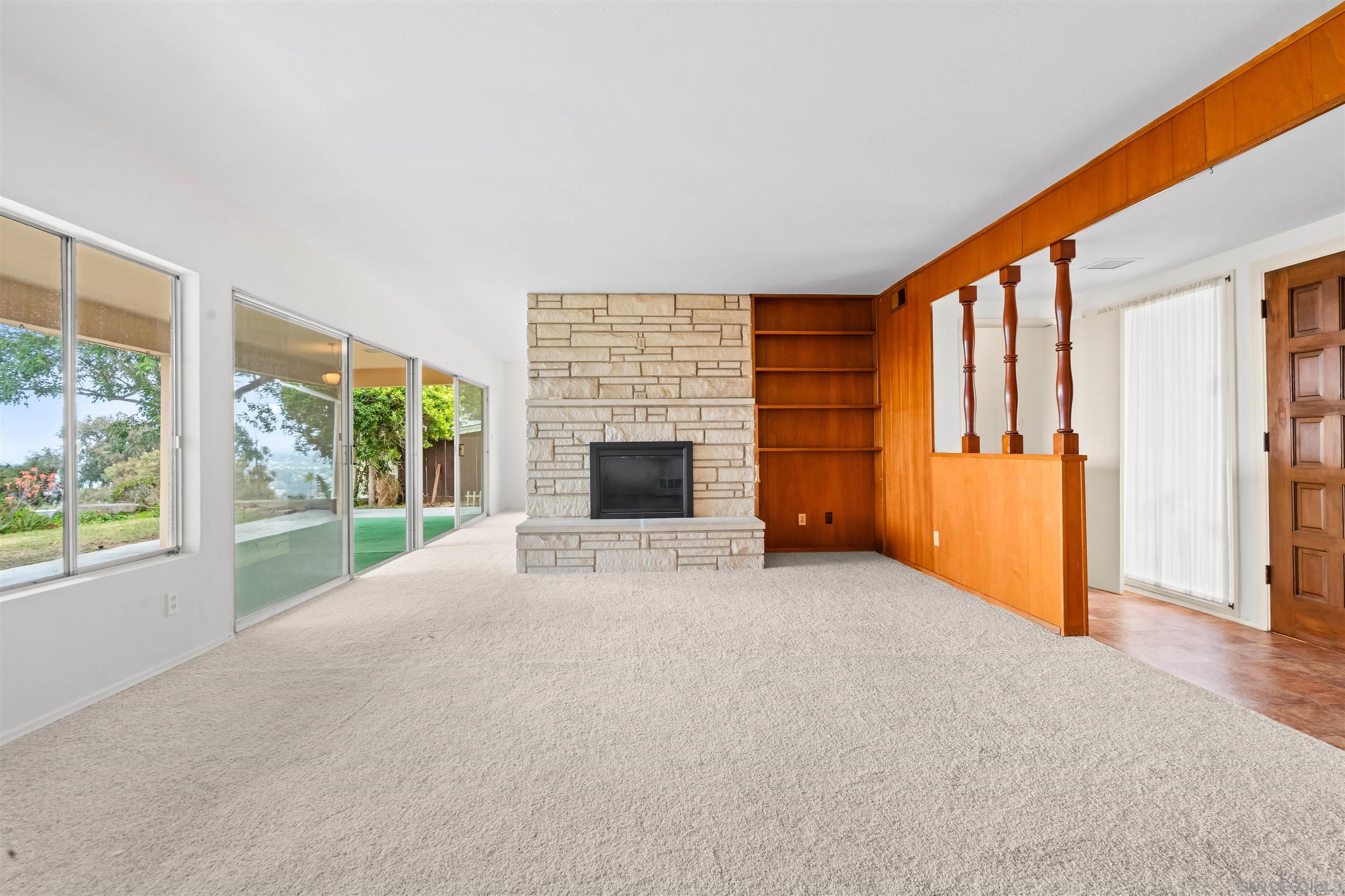 Detail Gallery Image 12 of 26 For 5877  Soledad Mountain Road, La Jolla,  CA 92037 - 3 Beds | 2 Baths