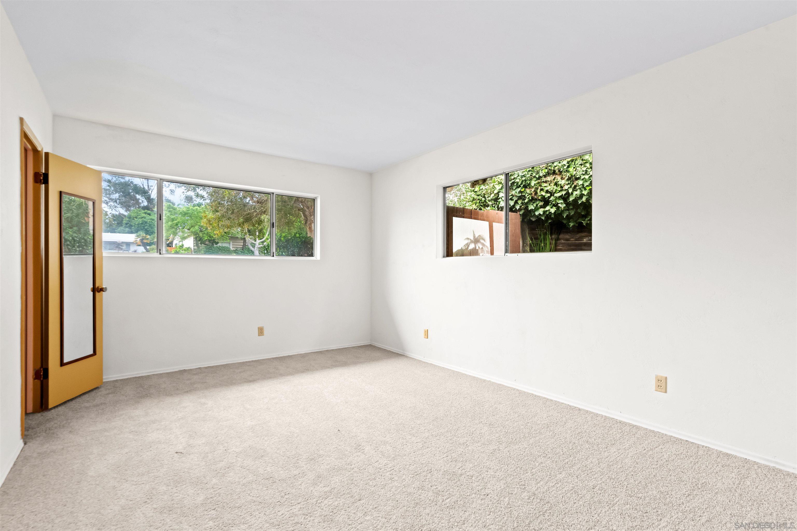 Detail Gallery Image 18 of 33 For 5877  Soledad Mountain Road, La Jolla,  CA 92037 - 3 Beds | 2 Baths