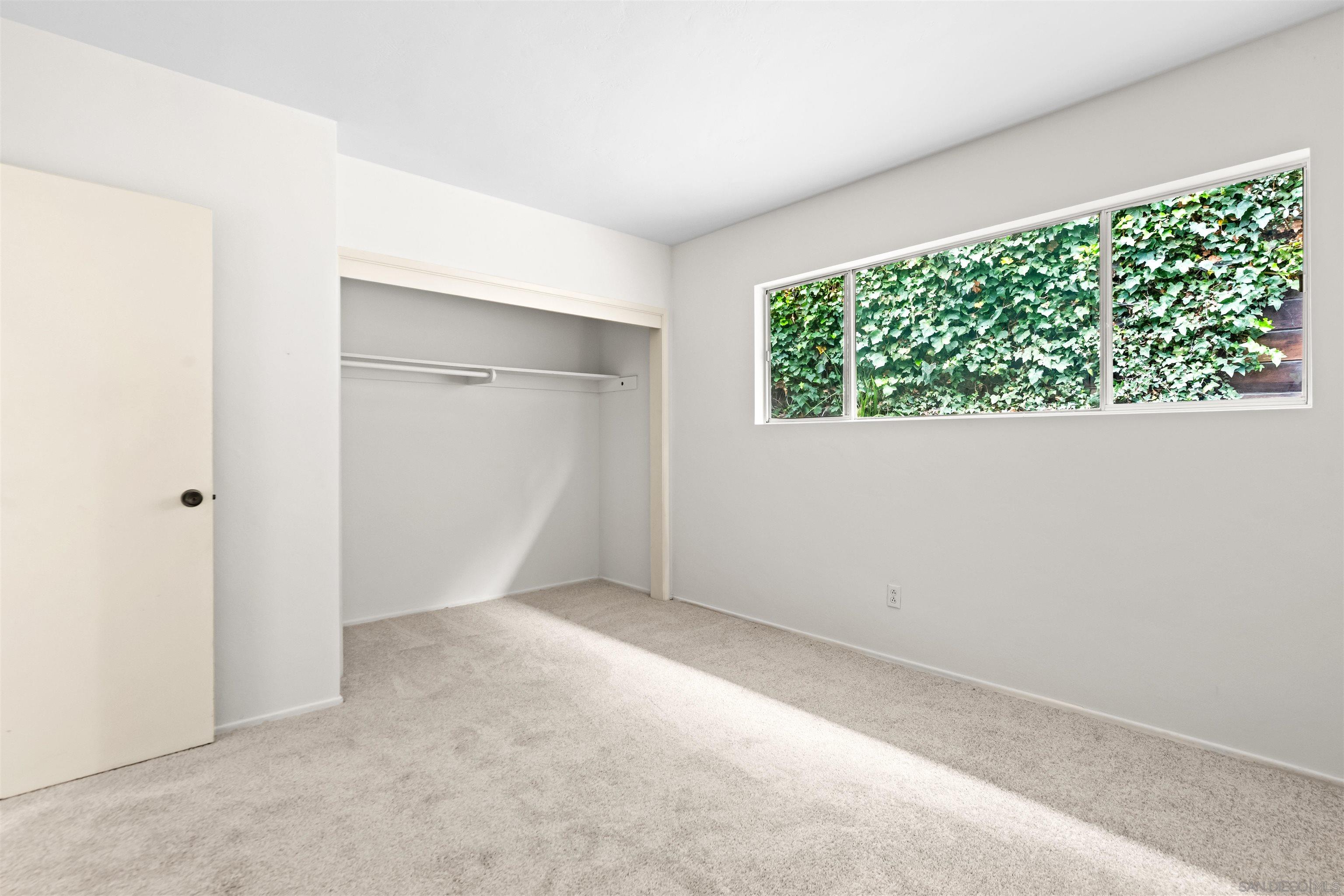 Detail Gallery Image 20 of 26 For 5877  Soledad Mountain Road, La Jolla,  CA 92037 - 3 Beds | 2 Baths