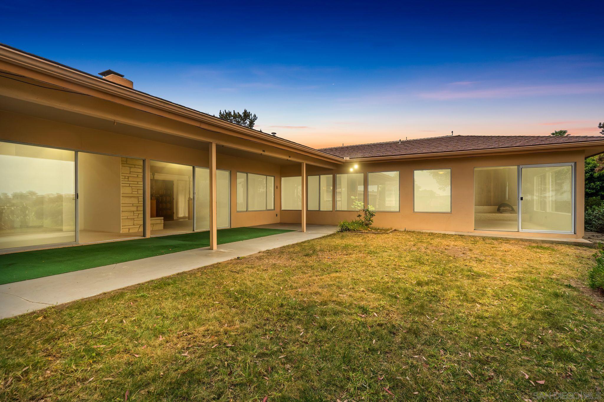 Detail Gallery Image 32 of 33 For 5877  Soledad Mountain Road, La Jolla,  CA 92037 - 3 Beds | 2 Baths