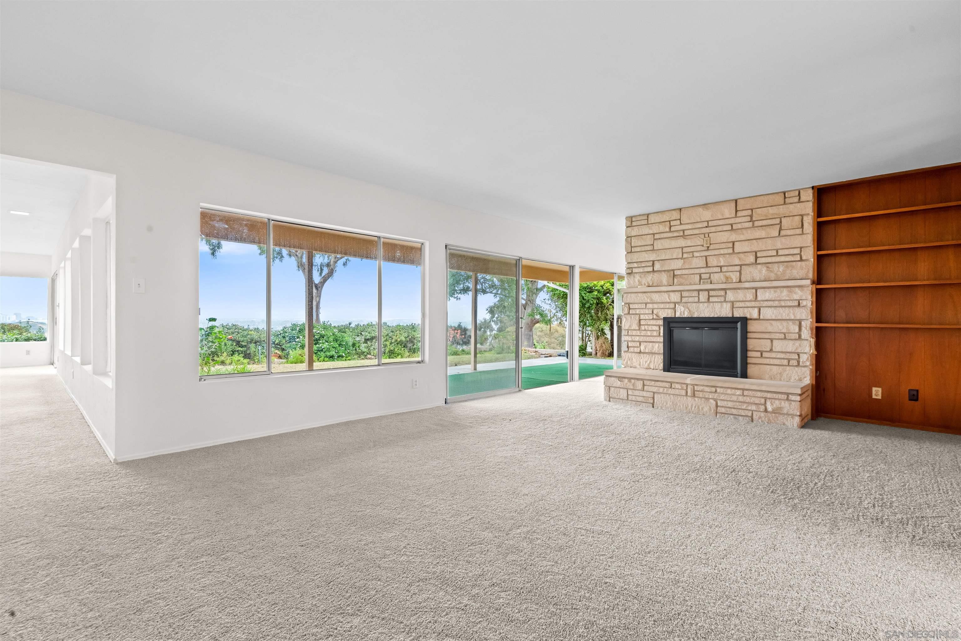 Detail Gallery Image 9 of 26 For 5877  Soledad Mountain Road, La Jolla,  CA 92037 - 3 Beds | 2 Baths