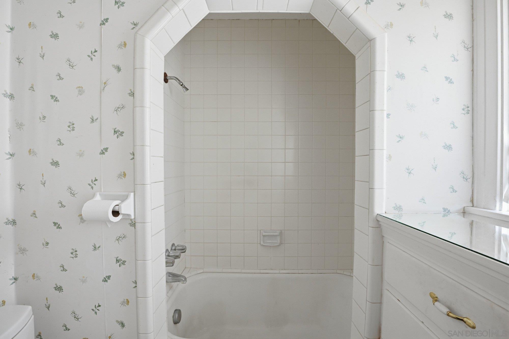 Detail Gallery Image 14 of 30 For 4715  Panorama Dr., San Diego,  CA 92116 - 2 Beds | 1 Baths