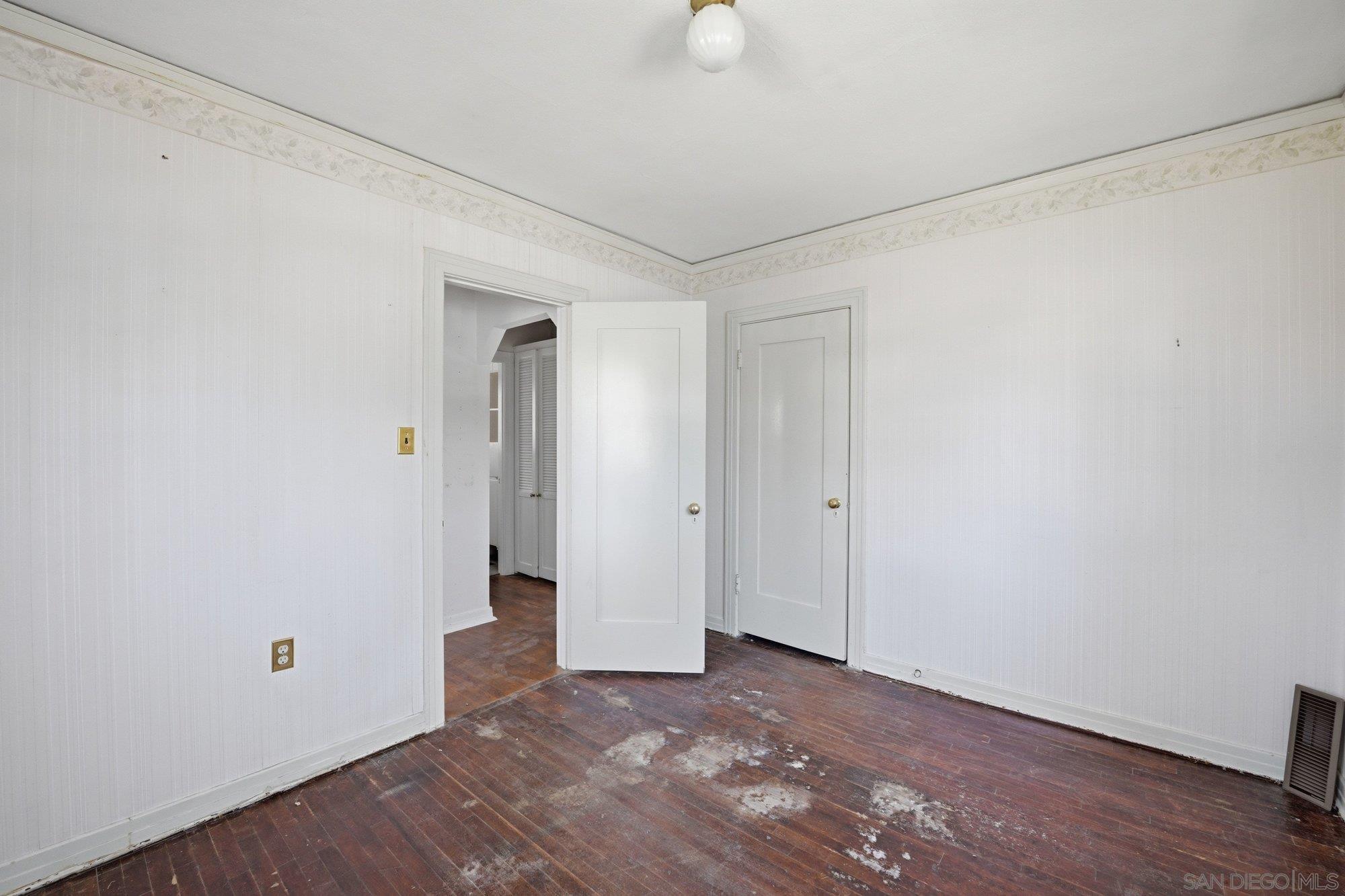 Detail Gallery Image 16 of 30 For 4715  Panorama Dr., San Diego,  CA 92116 - 2 Beds | 1 Baths