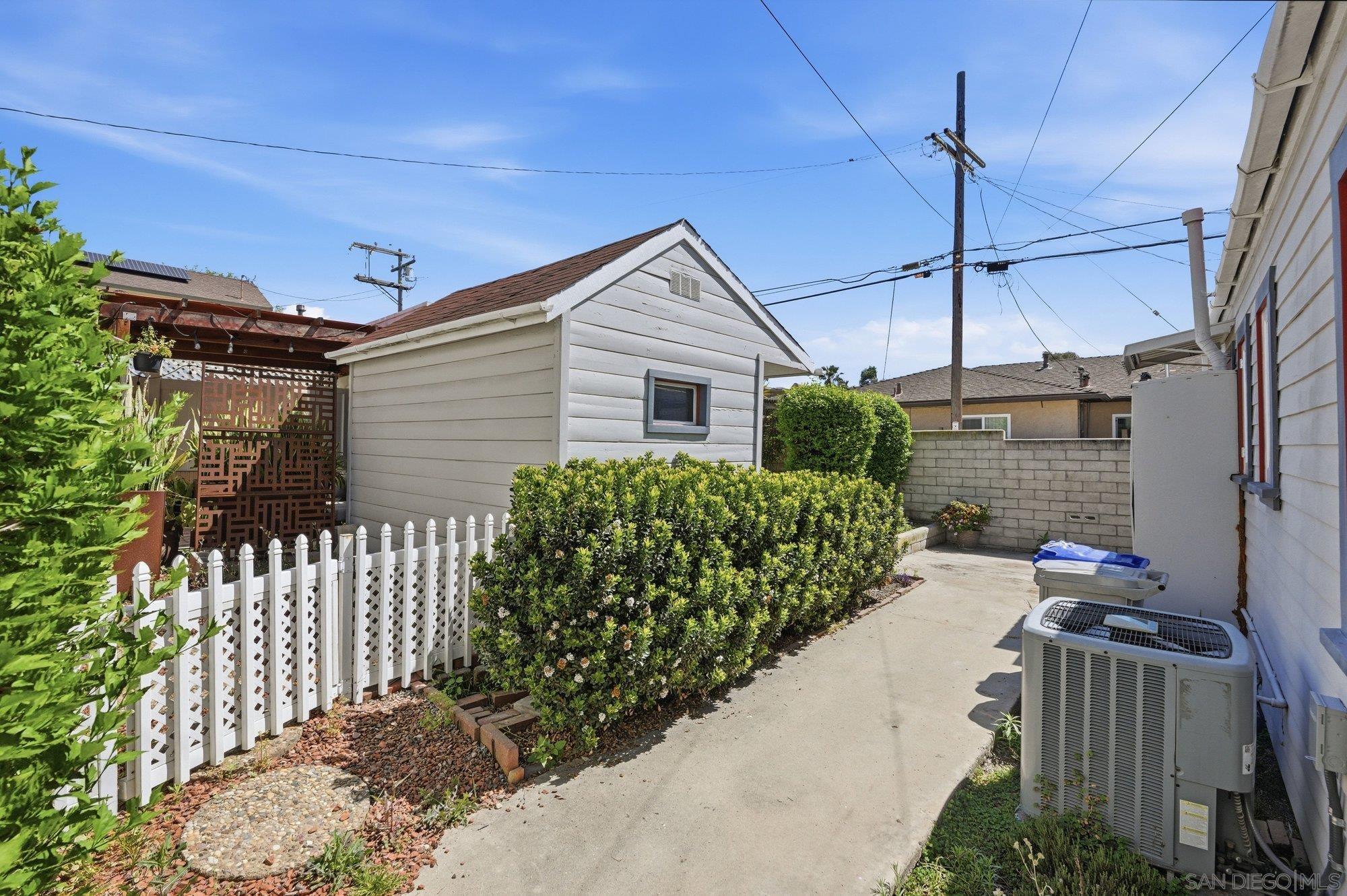 Detail Gallery Image 19 of 30 For 4715  Panorama Dr., San Diego,  CA 92116 - 2 Beds | 1 Baths