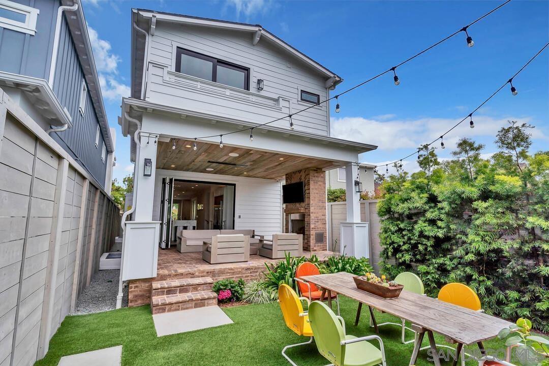 Detail Gallery Image 20 of 52 For 914  B Ave, Coronado,  CA 92118 - 5 Beds | 4/1 Baths