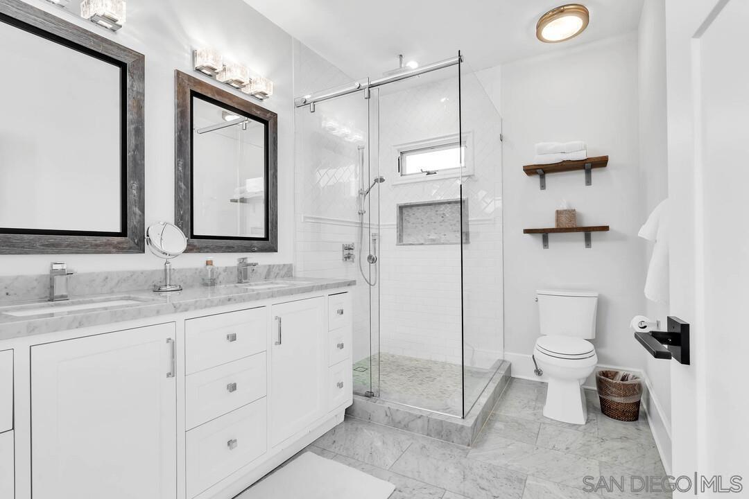 Detail Gallery Image 44 of 52 For 914  B Ave, Coronado,  CA 92118 - 5 Beds | 4/1 Baths