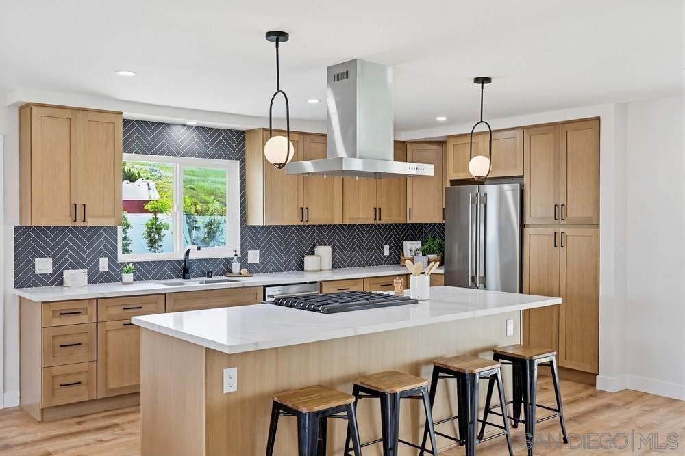 Detail Gallery Image 10 of 46 For 12804  Carriage, Poway,  CA 92064 - 3 Beds | 2 Baths