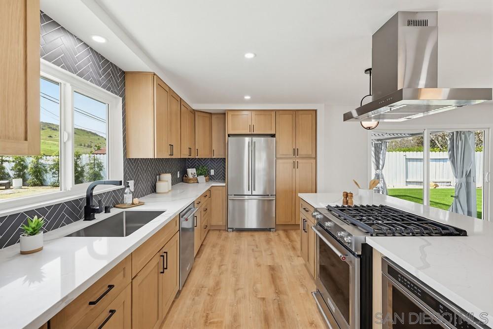 Detail Gallery Image 11 of 46 For 12804  Carriage, Poway,  CA 92064 - 3 Beds | 2 Baths