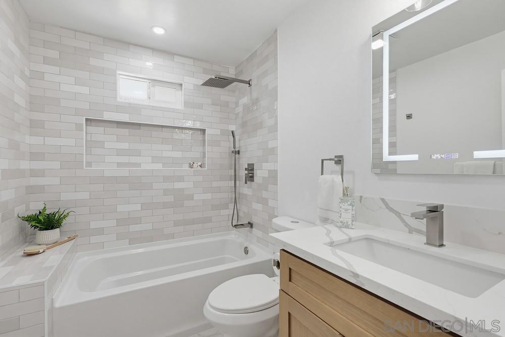 Detail Gallery Image 18 of 46 For 12804  Carriage, Poway,  CA 92064 - 3 Beds | 2 Baths