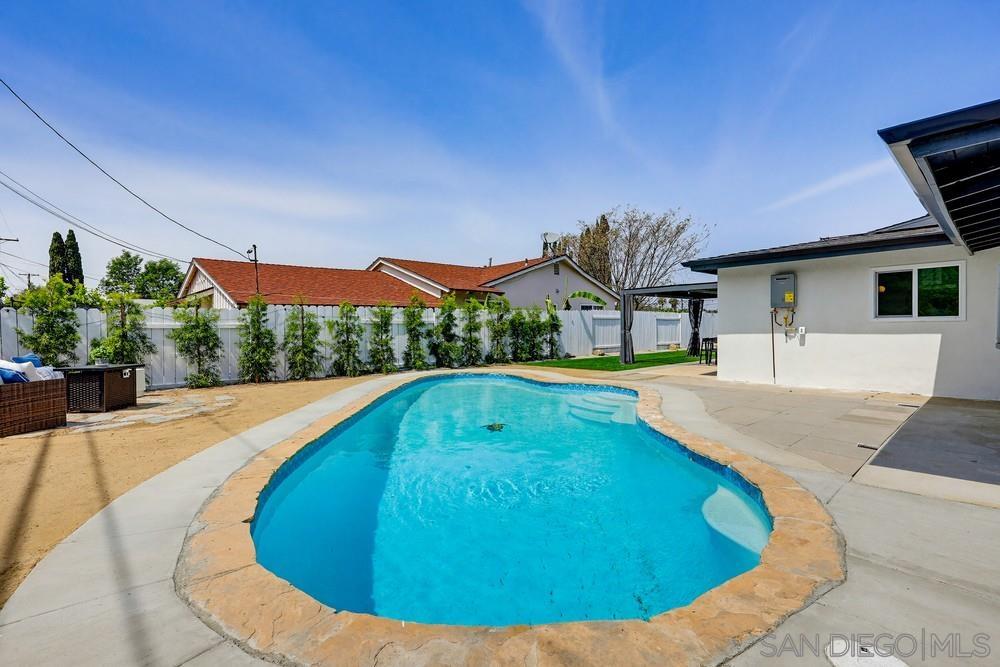 Detail Gallery Image 40 of 46 For 12804  Carriage, Poway,  CA 92064 - 3 Beds | 2 Baths