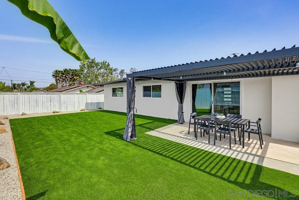 Detail Gallery Image 44 of 46 For 12804  Carriage, Poway,  CA 92064 - 3 Beds | 2 Baths