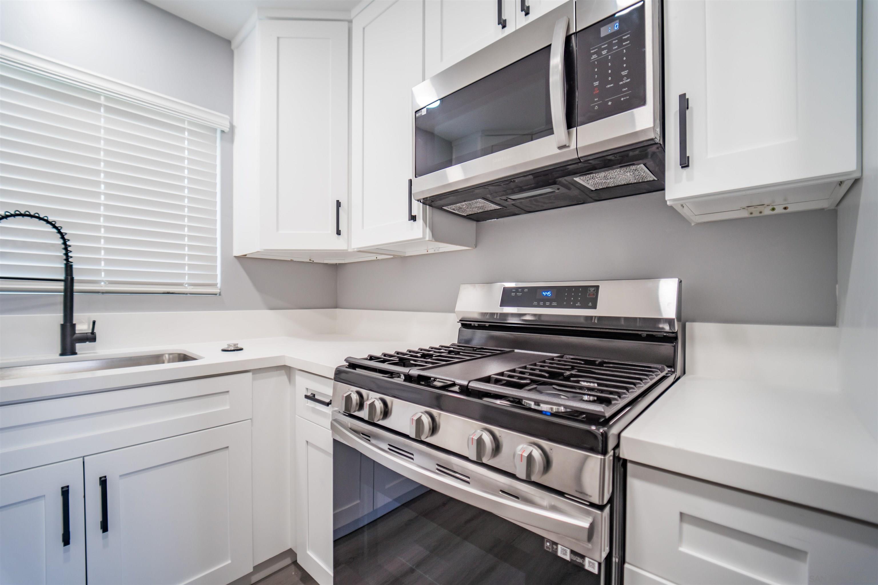 Detail Gallery Image 7 of 13 For 4140  48th St, San Diego,  CA 92105 - – Beds | – Baths