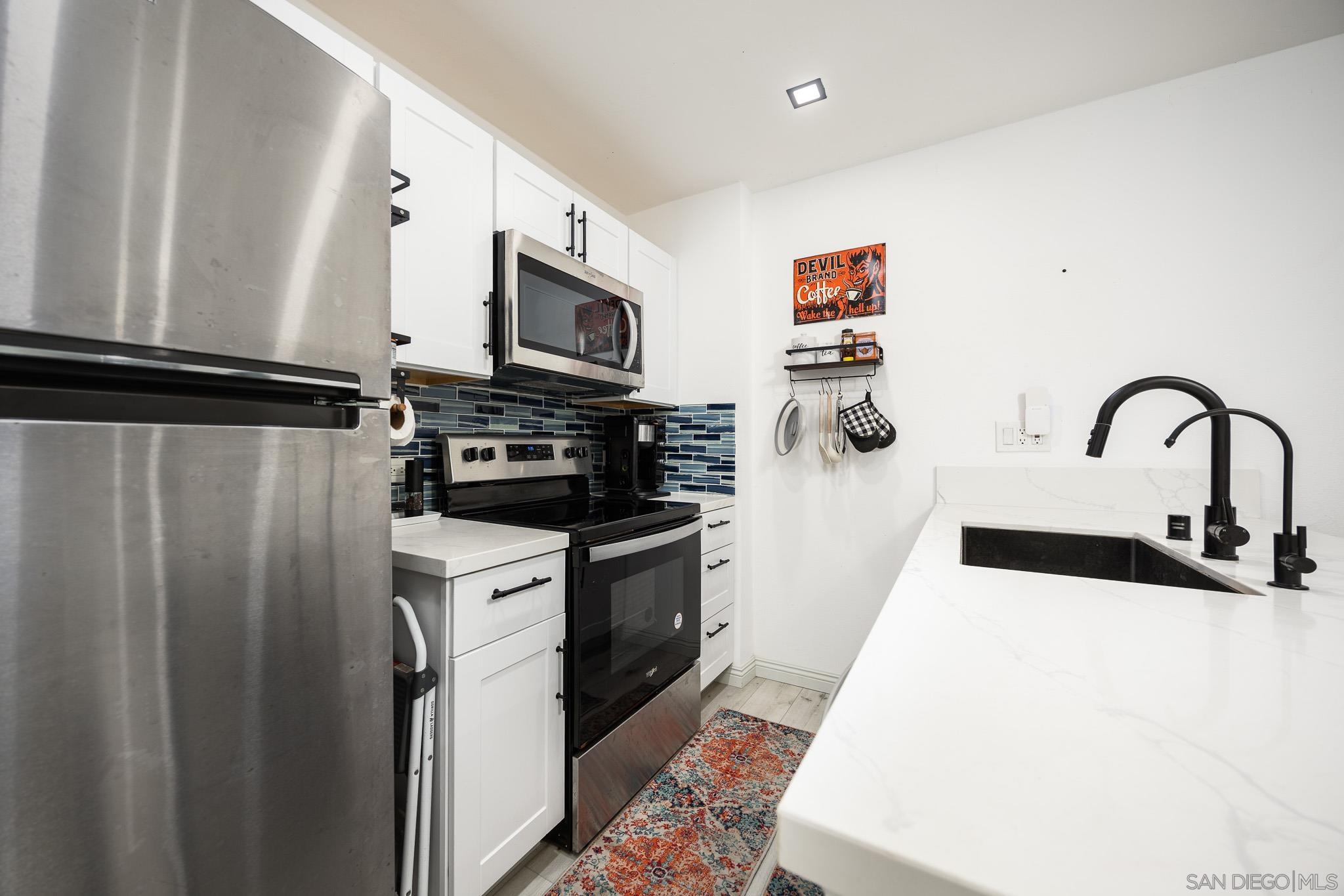 Detail Gallery Image 7 of 23 For 4380  Temecula St  #4,  San Diego,  CA 92107 - 1 Beds | 1 Baths