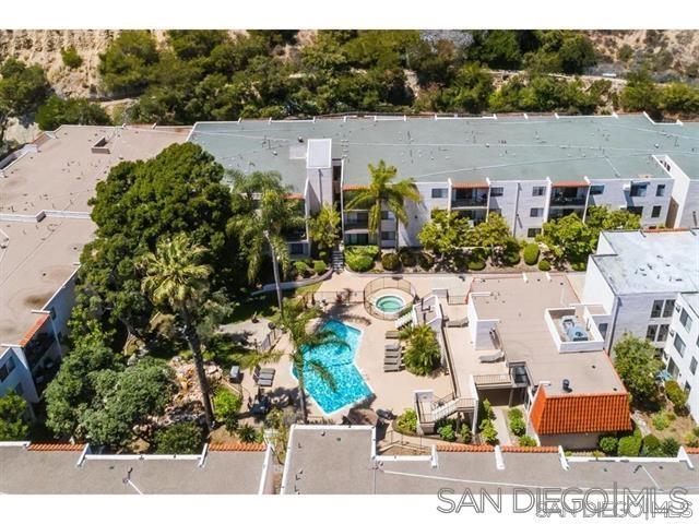 Detail Gallery Image 9 of 13 For 6780  Friars  373, San Diego,  CA 92108 - 2 Beds | 2 Baths