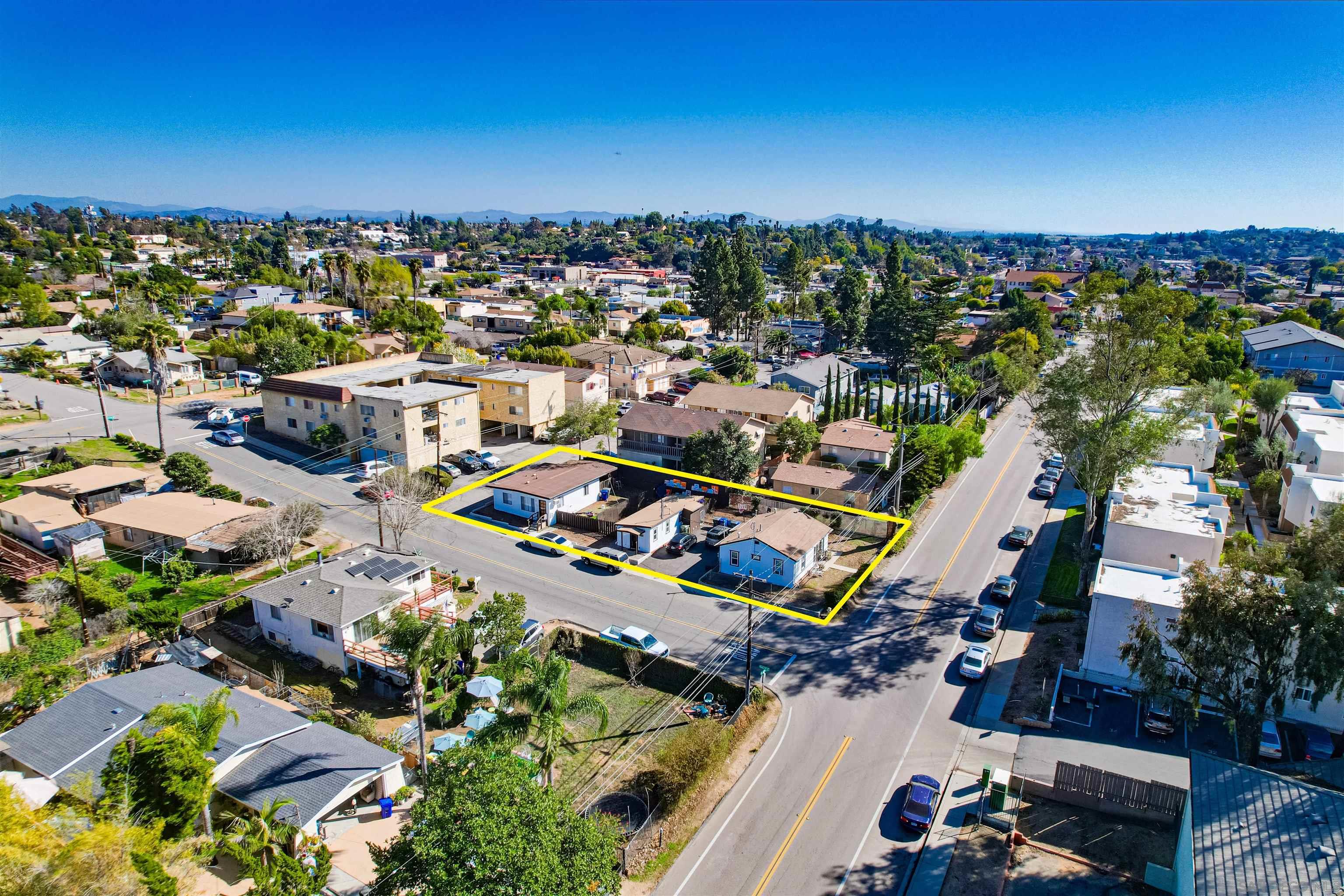 Detail Gallery Image 10 of 11 For 537  Deluz Rd, Fallbrook,  CA 92028 - – Beds | – Baths