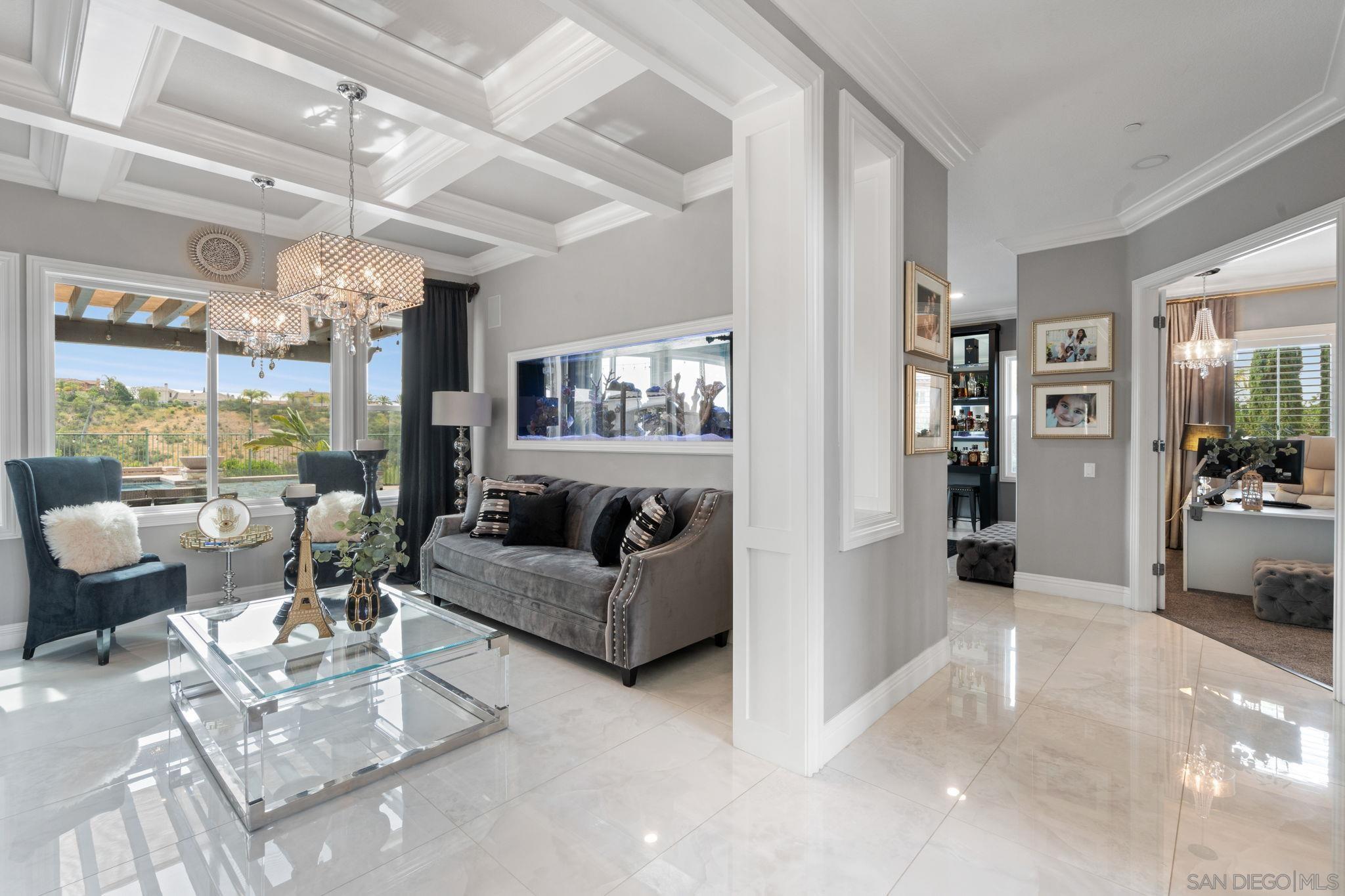 Detail Gallery Image 14 of 58 For 11764  Big Canyon Ln, San Diego,  CA 92131 - 7 Beds | 5/1 Baths