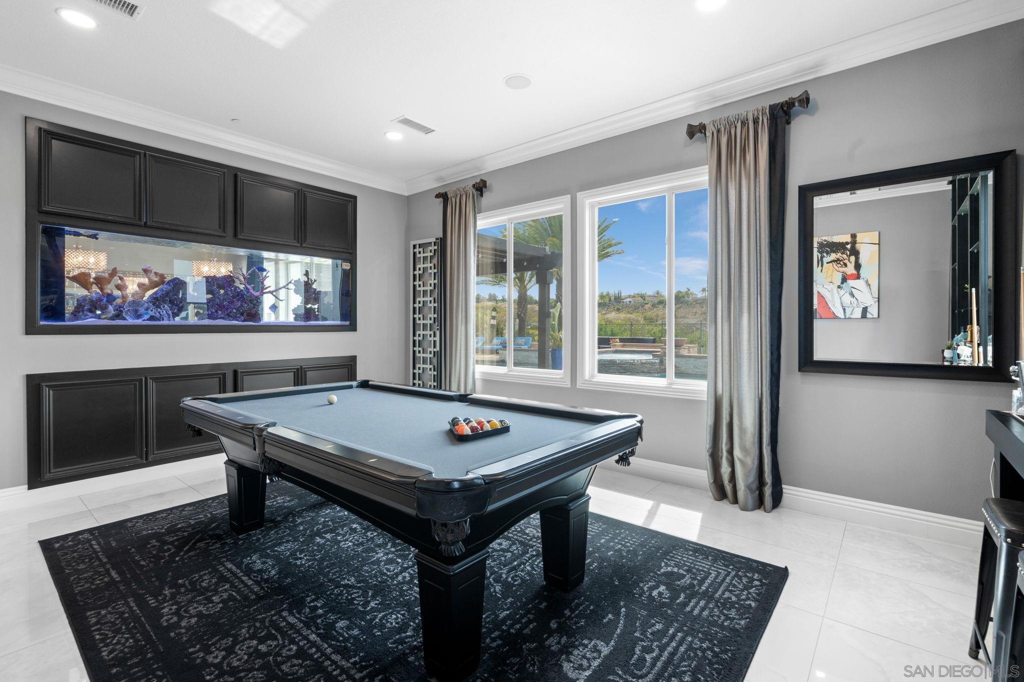 Detail Gallery Image 16 of 58 For 11764  Big Canyon Ln, San Diego,  CA 92131 - 7 Beds | 5/1 Baths