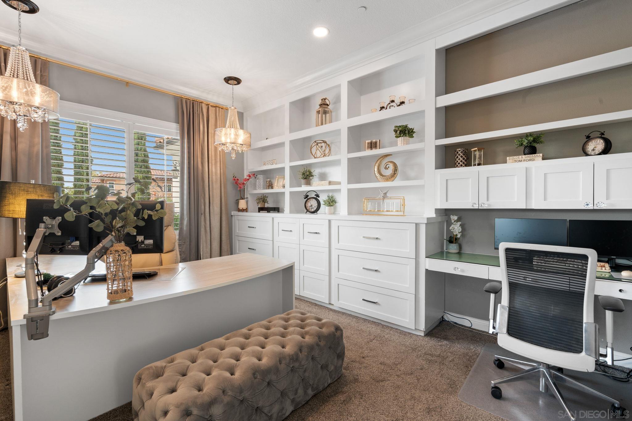 Detail Gallery Image 18 of 58 For 11764  Big Canyon Ln, San Diego,  CA 92131 - 7 Beds | 5/1 Baths