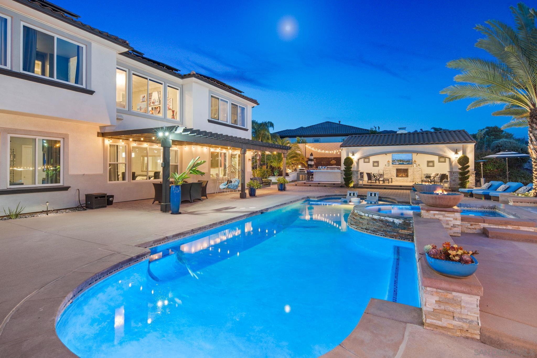 Detail Gallery Image 26 of 58 For 11764  Big Canyon Ln, San Diego,  CA 92131 - 7 Beds | 5/1 Baths