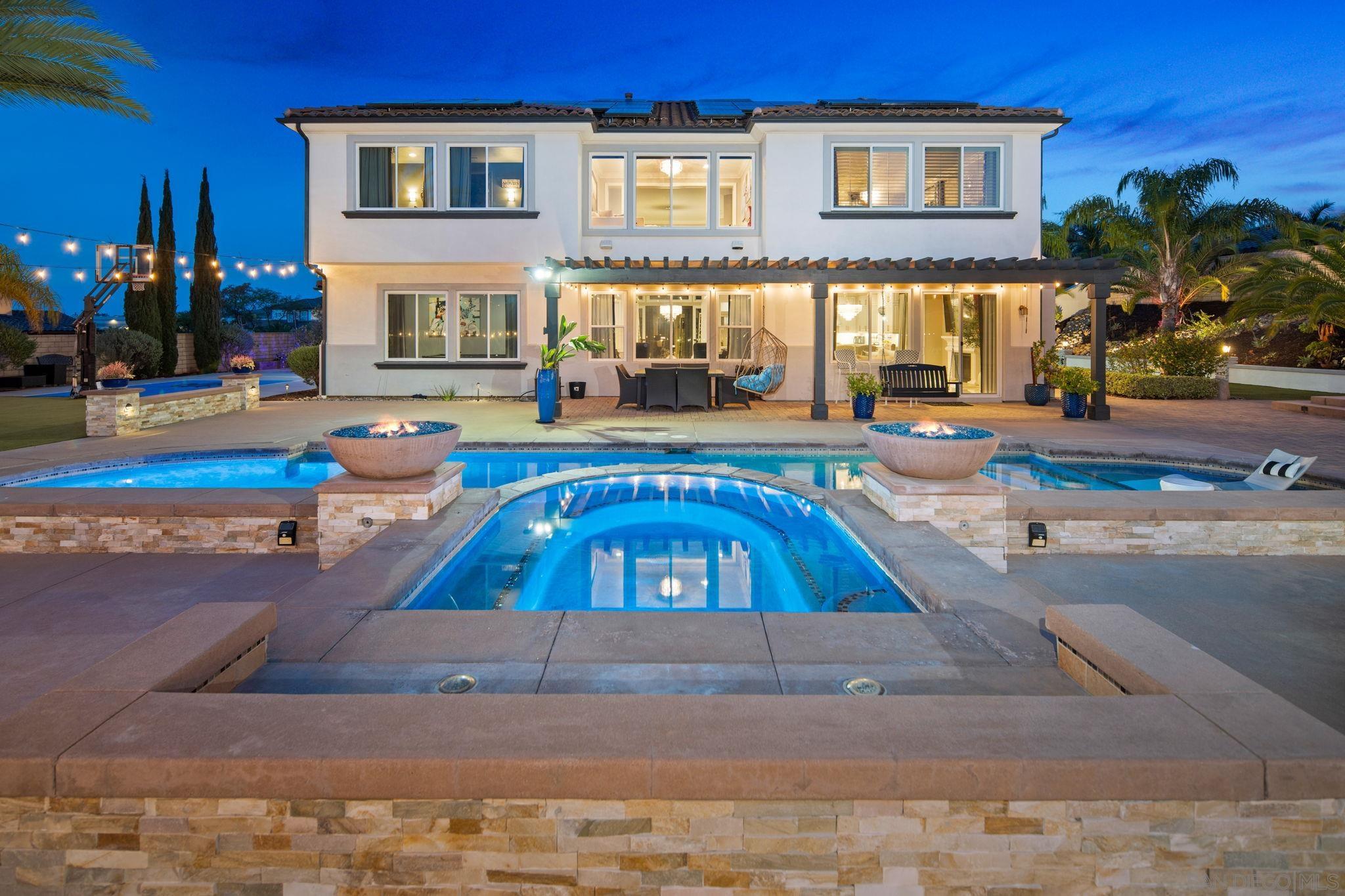 Detail Gallery Image 27 of 58 For 11764  Big Canyon Ln, San Diego,  CA 92131 - 7 Beds | 5/1 Baths