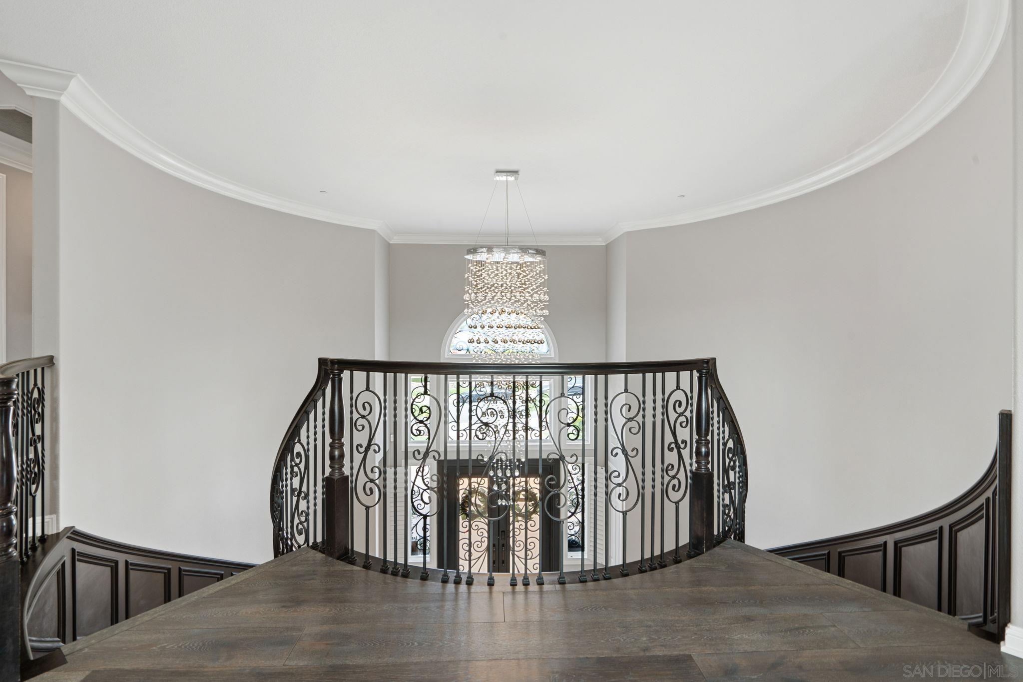 Detail Gallery Image 32 of 58 For 11764  Big Canyon Ln, San Diego,  CA 92131 - 7 Beds | 5/1 Baths