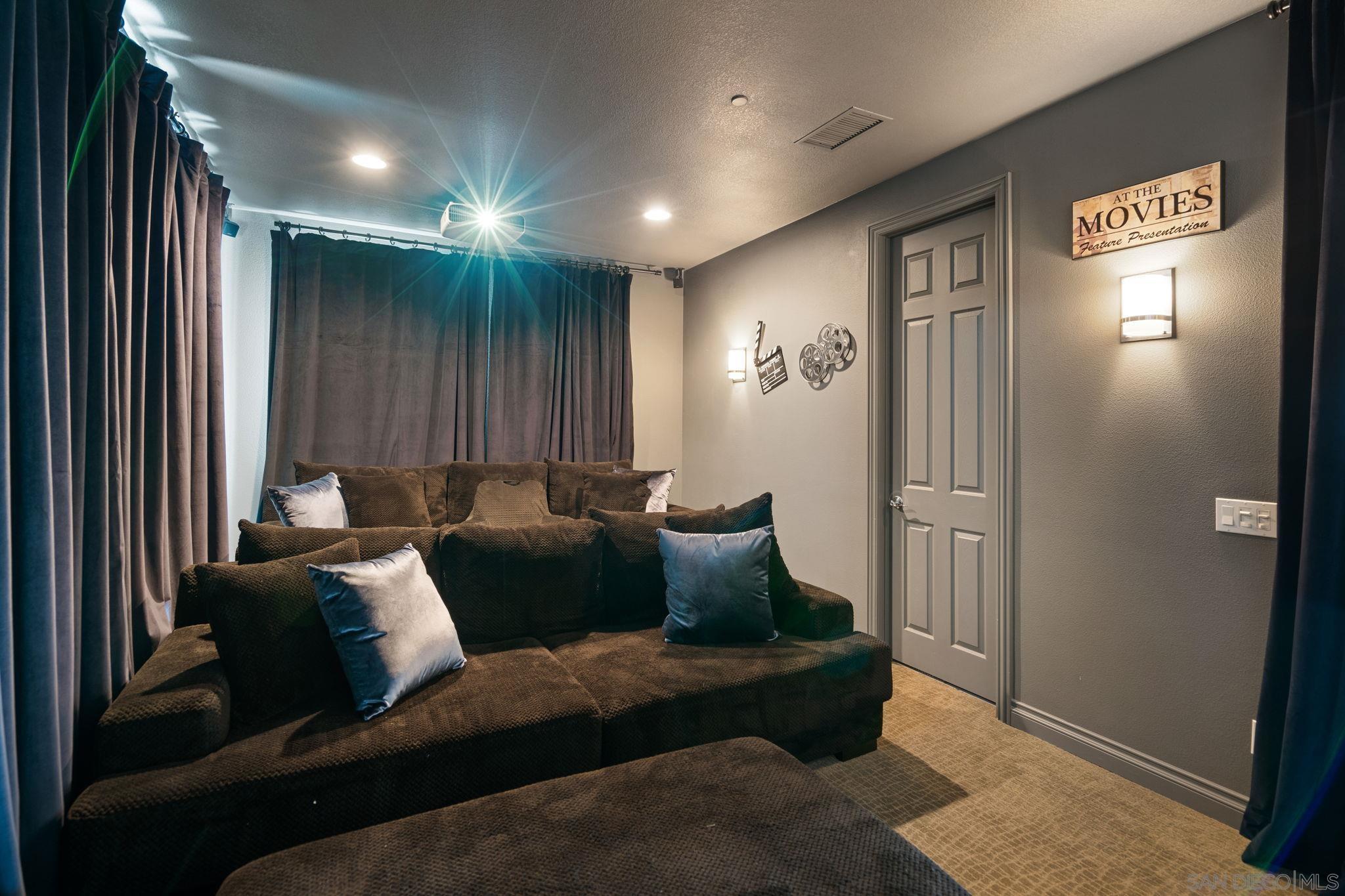 Detail Gallery Image 42 of 58 For 11764  Big Canyon Ln, San Diego,  CA 92131 - 7 Beds | 5/1 Baths