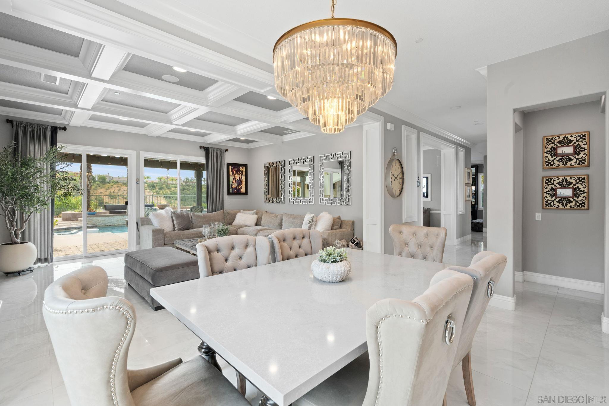 Detail Gallery Image 9 of 58 For 11764  Big Canyon Ln, San Diego,  CA 92131 - 7 Beds | 5/1 Baths